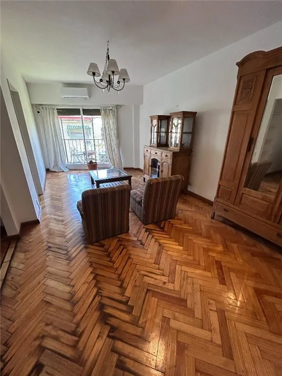 Furnished three-bedroom apartment in Recoleta