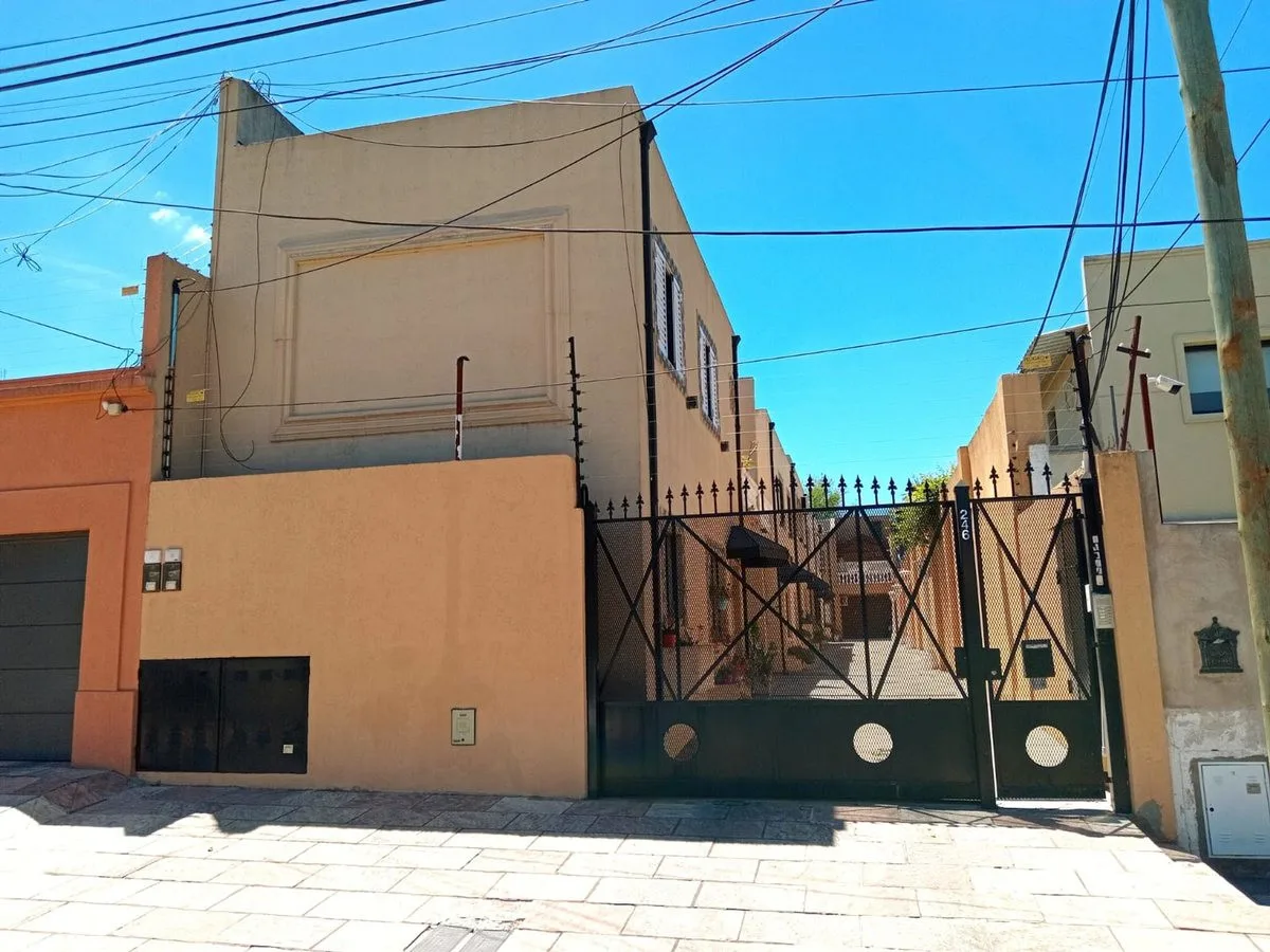 Two-bedroom duplex PH with terrace and grill in Lomas de Zamora