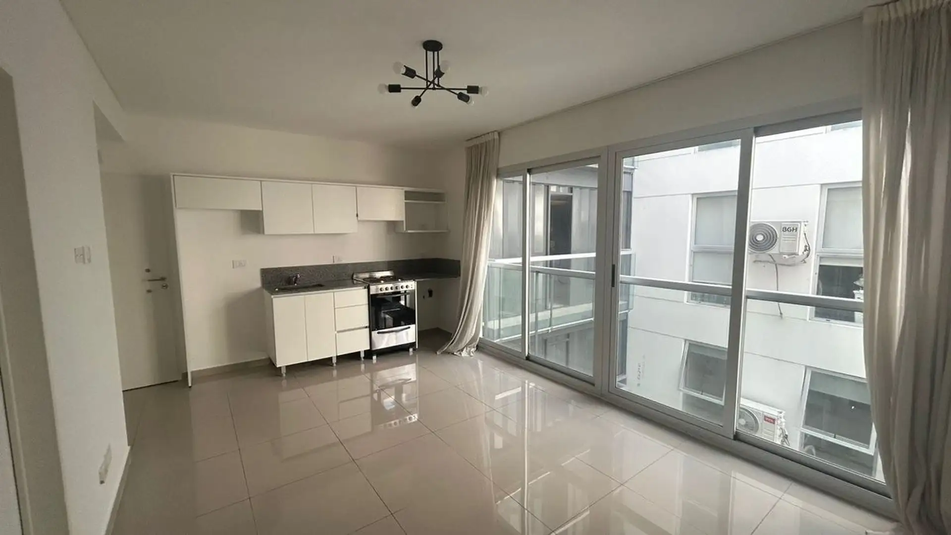 Two-room apartment in Almagro