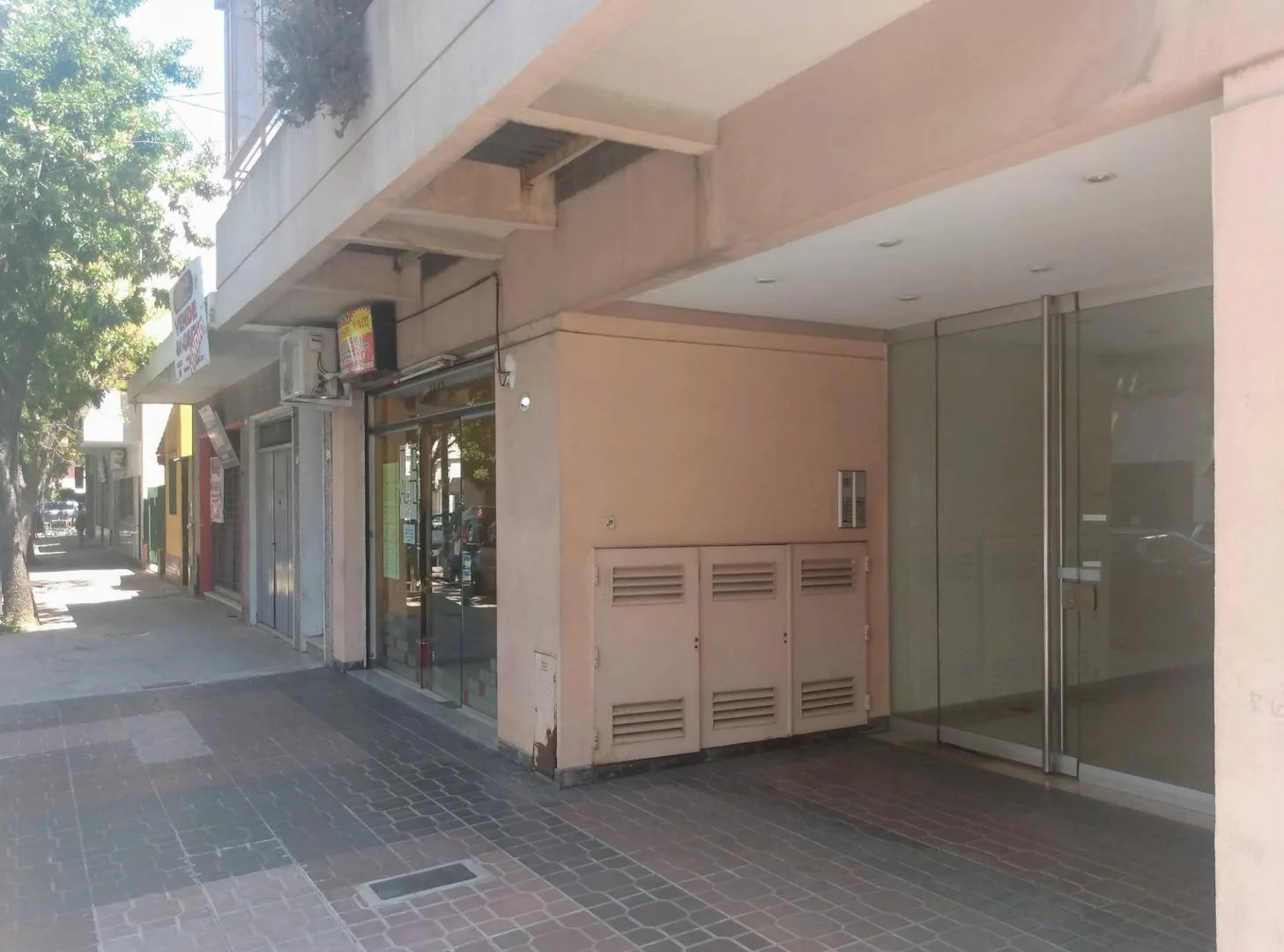 Apartamento de dois ambientes com 1 quarto para alugar em Liniers