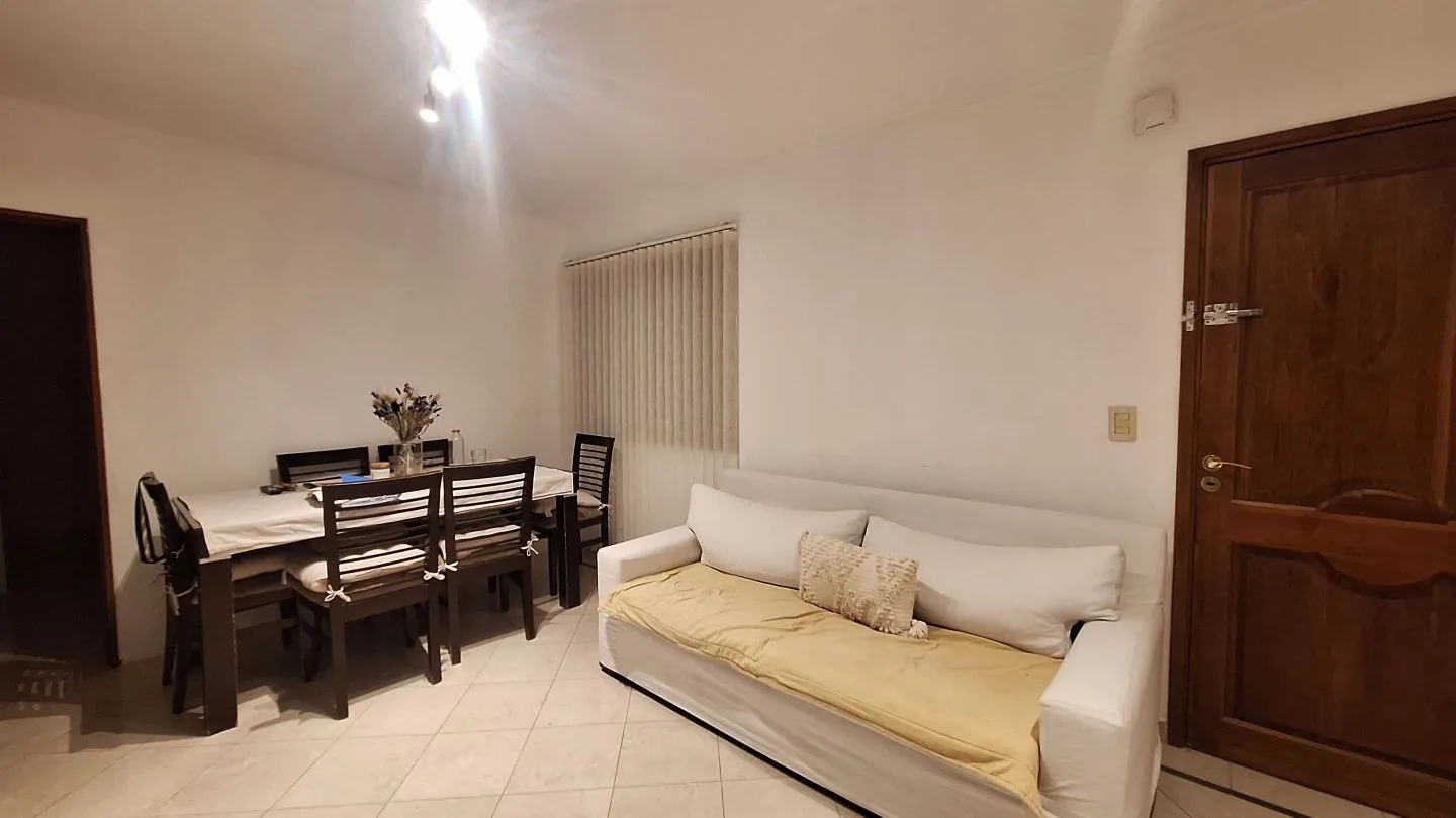 Apartamento de três dormitórios em La Plata