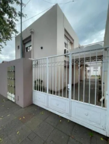 Apartamento no andar superior em Luján, para 1 ou 2 adultos