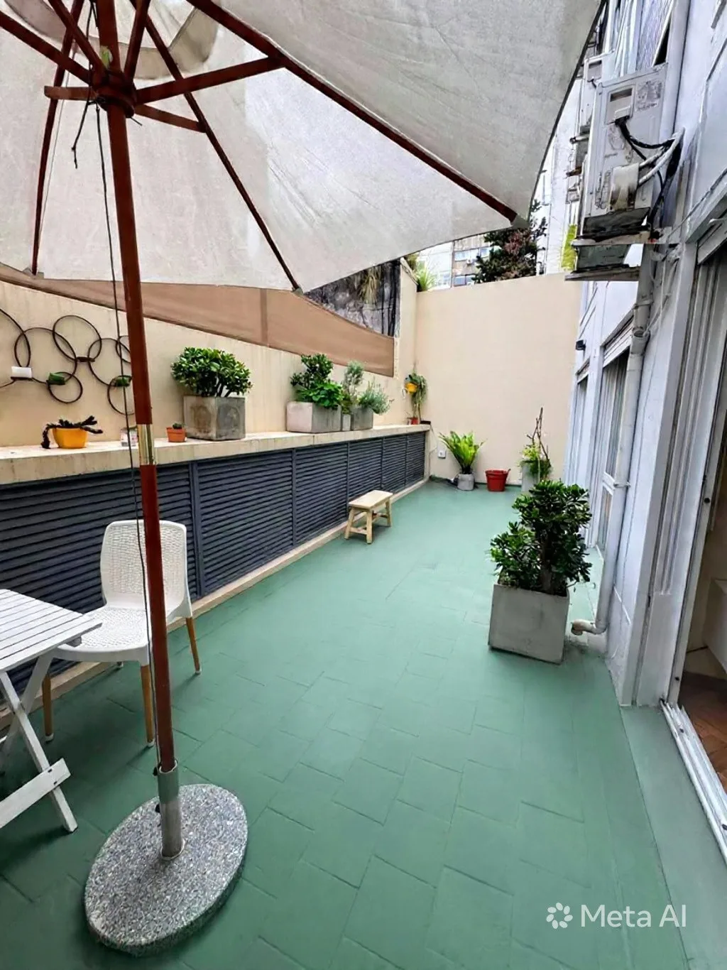 Apartamento semipiso de 3 ambientes com 2 dormitórios em Recoleta