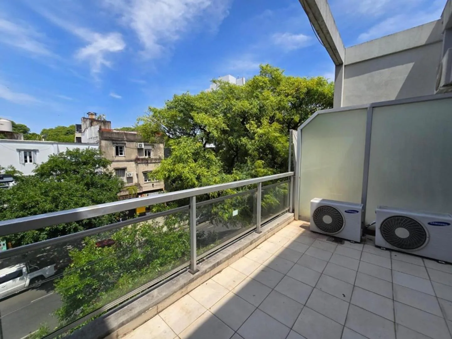 Duplex office or professional studio apartment in Colegiales