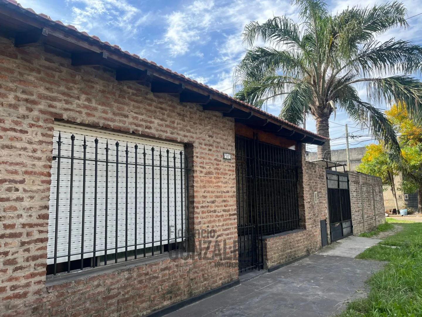 Трёхкомнатный дом с 3 спальнями в Lomas del Mirador, La Matanza