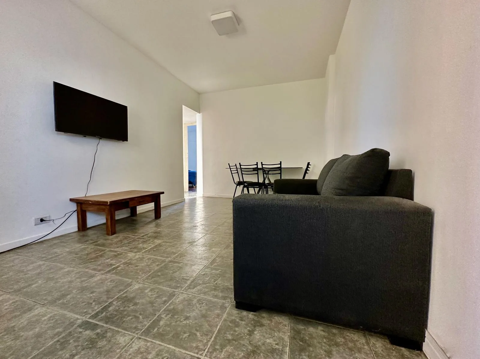 Departamento de 3 ambientes amoblado en Parque Chacabuco