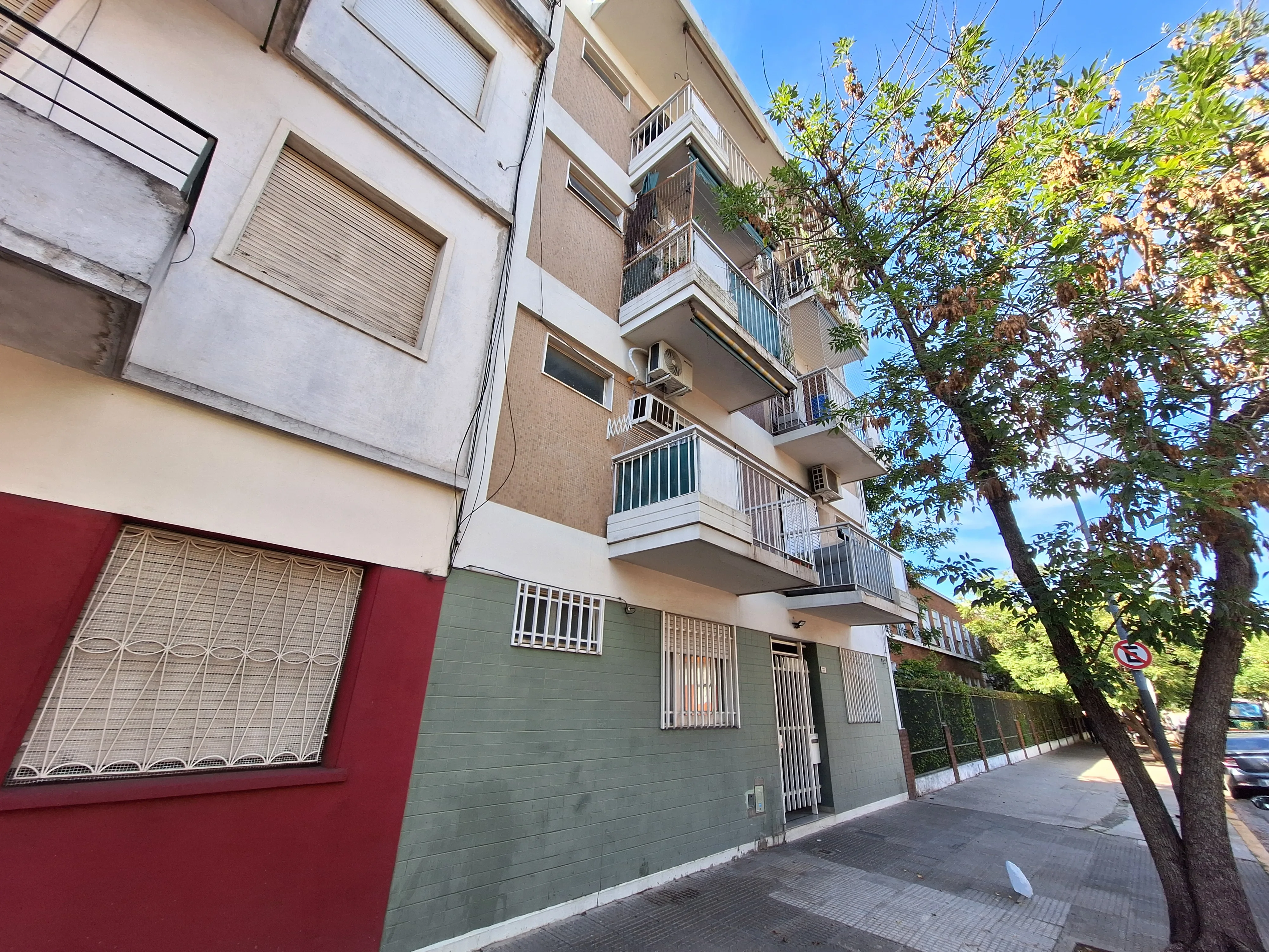 Kitnet com pátio em Villa Devoto