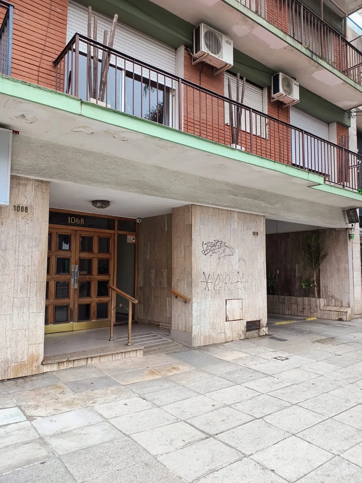 Monoambiente dividido en alquiler en Florida