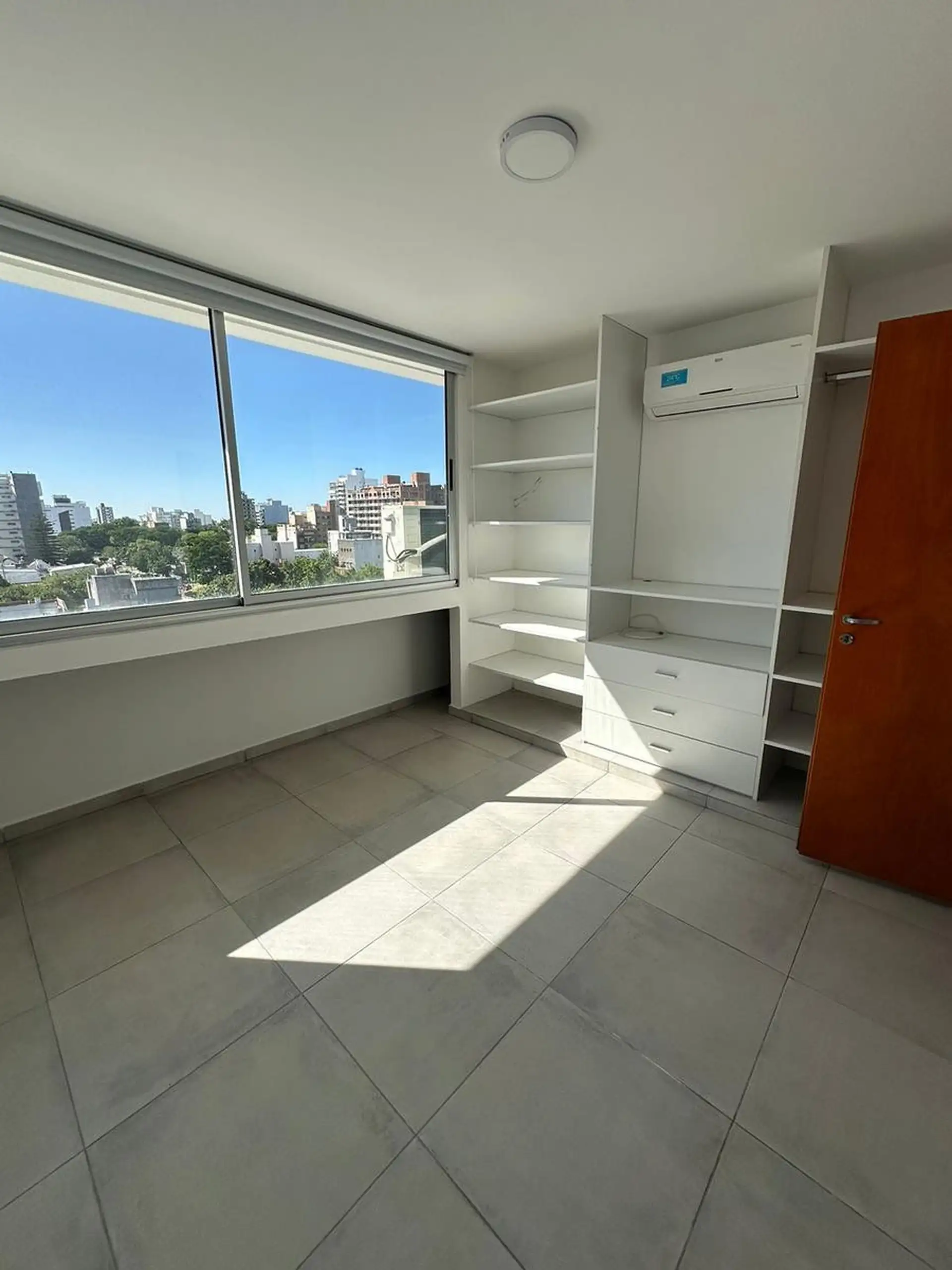 Apartamento de 1 dormitório em La Plata