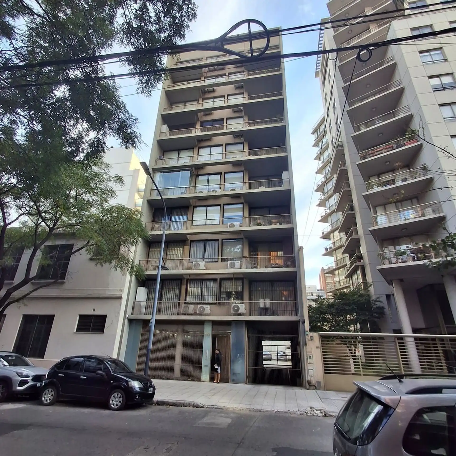 Monoambiente con balcón en Flores