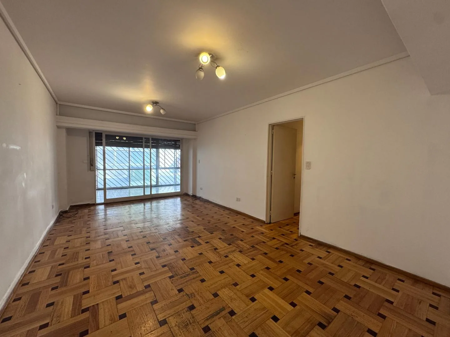 Apartamento com 3 dormitórios em Flores
