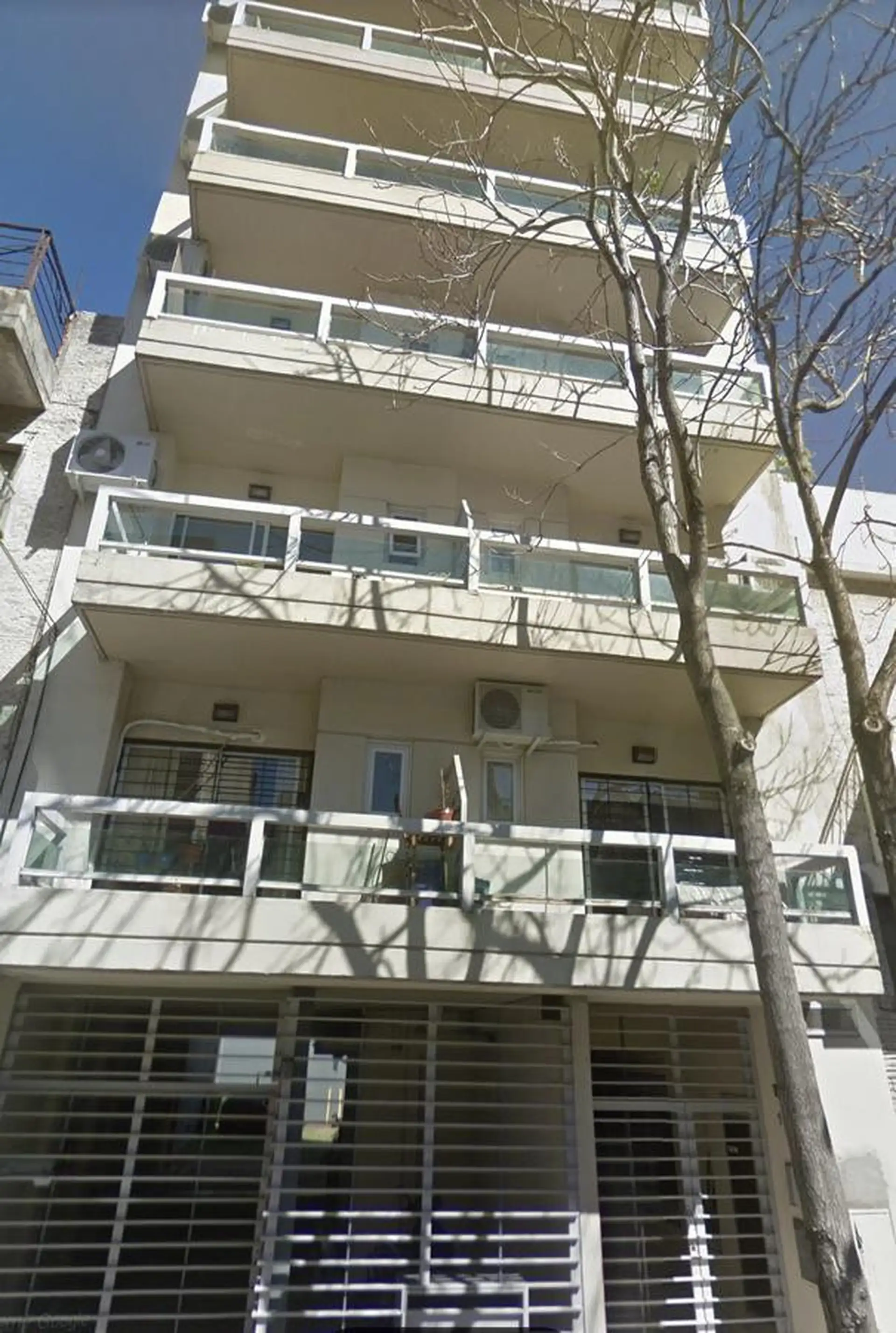 Departamento de 2 ambientes con cochera y parrilla propia en Villa Crespo