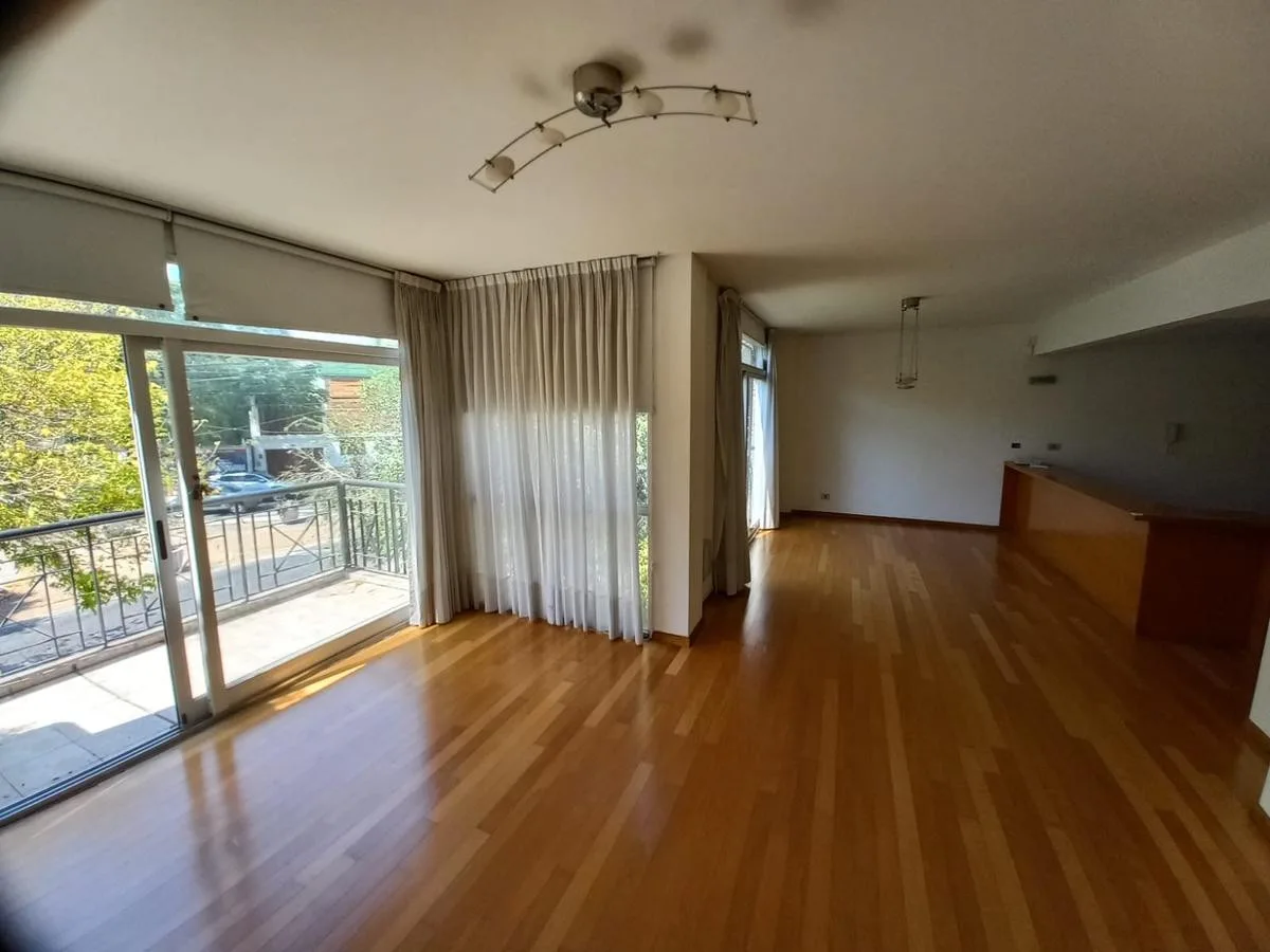 Apartamento de três ambientes com 2 dormitórios em Villa Devoto