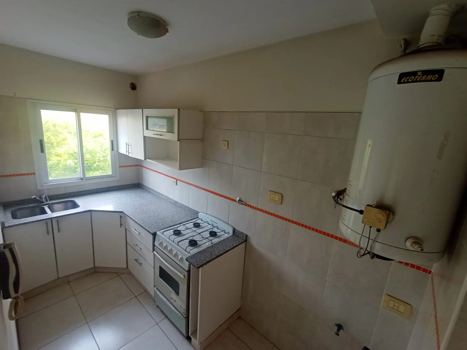 Departamento de 2 ambientes en Castelar Sur