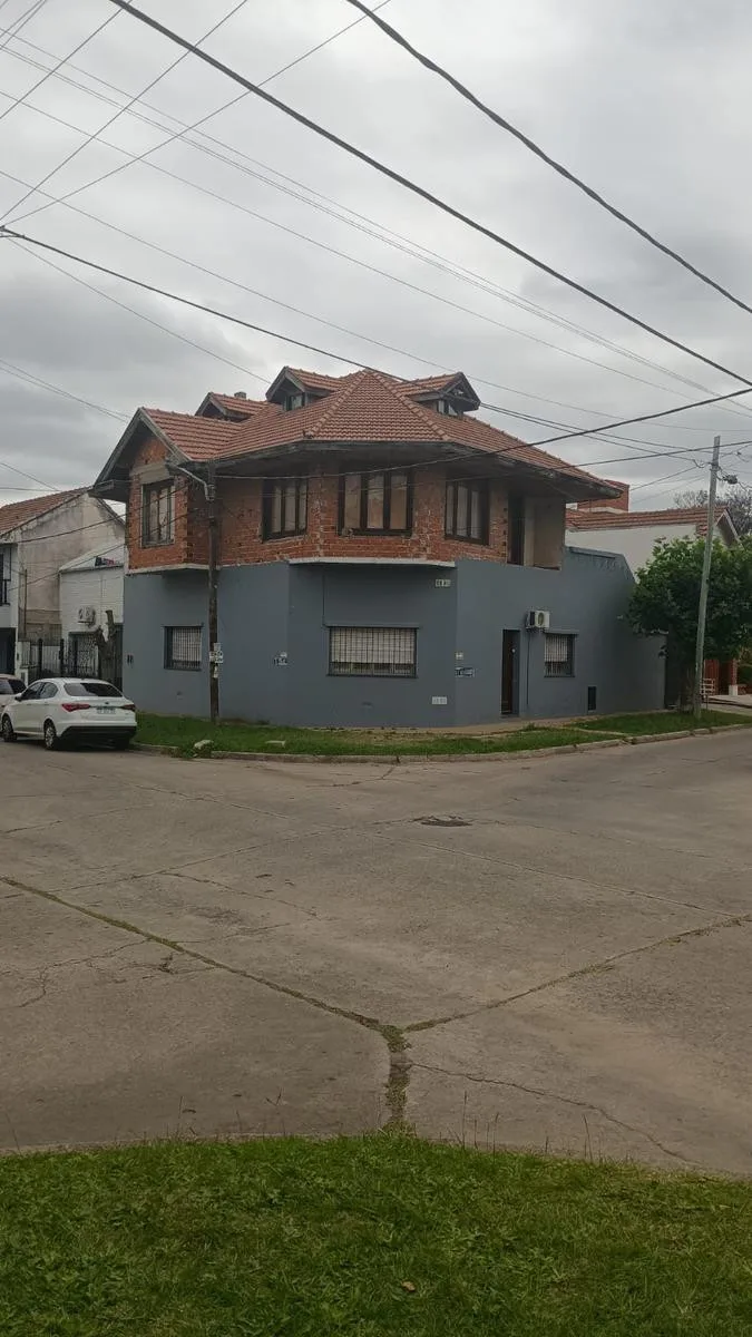 Ground-floor PH with 2 bedrooms in Bernal