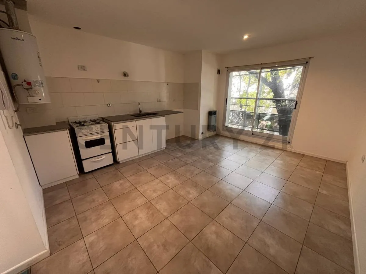 Apartamento de 1 dormitorio para alugar em La Plata