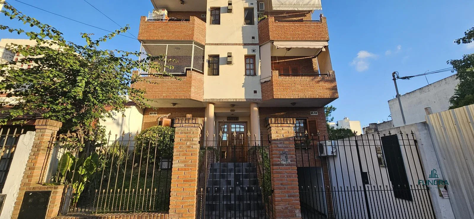 Apartamento de dois ambientes com vaga fixa em Wilde