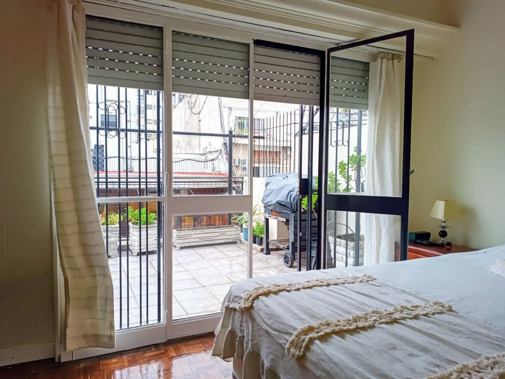 Apartment with large private terrace in Recoleta
