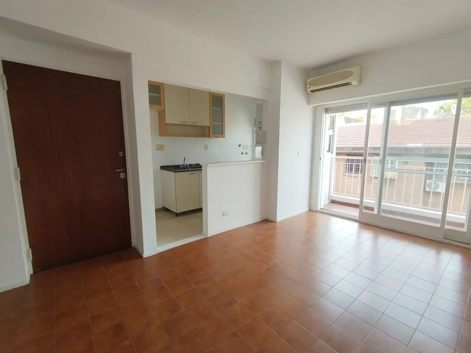 Departamento de 2 ambientes en Parque Chas con balcón al contrafrente