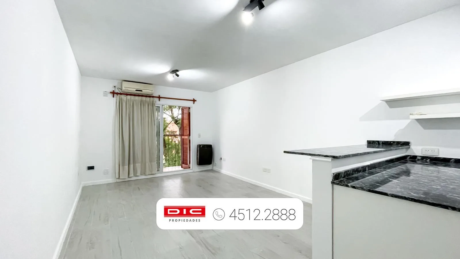 Kitnet novo em Martínez com varanda de aproximadamente 1 x 3,35 m