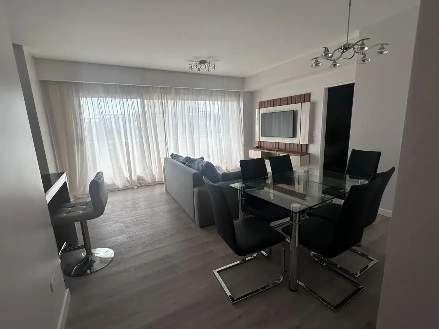 Меблированная квартира с 1 спальней в Puerto Madero