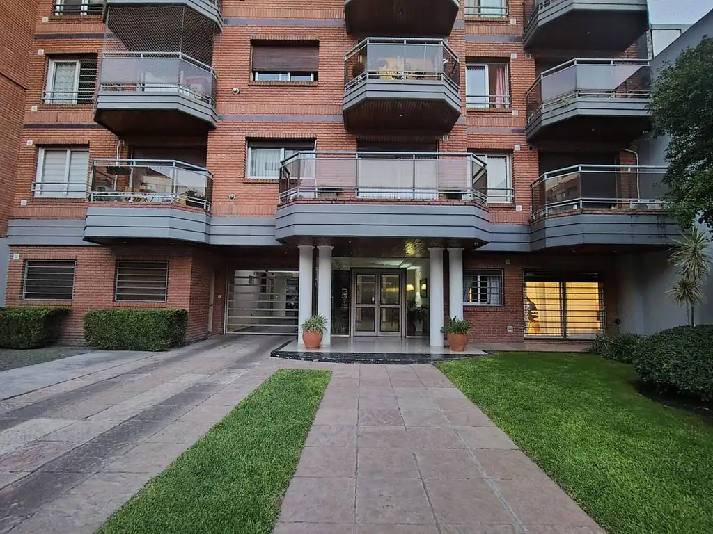 Departamento en Alquiler en Castelar Norte, Castelar