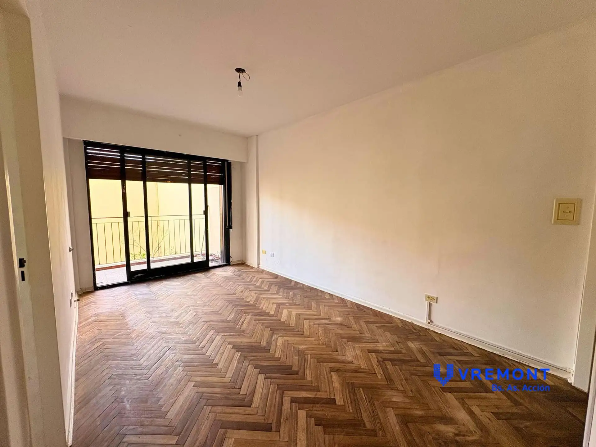 Departamento de 2 ambientes con balcón en Monserrat