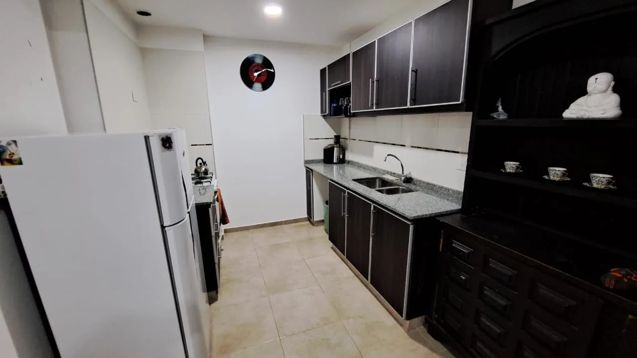 Semi-furnished one-bedroom apartment in Vicente López (Florida Mitre/Este)