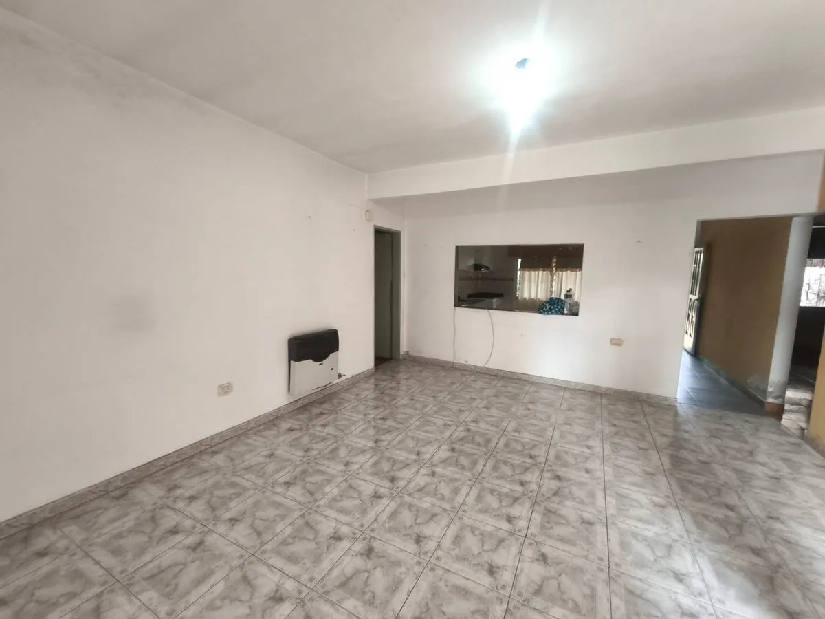 Casa de 3 ambientes com 2 quartos em Hurlingham