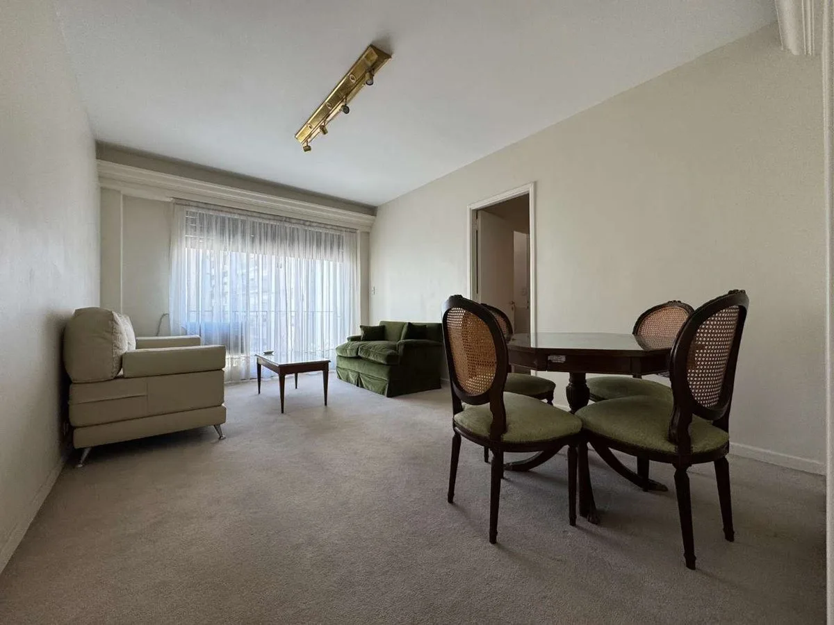 Apartamento de três ambientes mobiliado para temporada em Recoleta