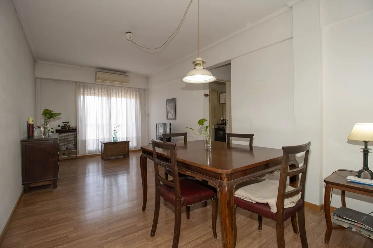 Трёхкомнатная квартира с (закреплённым) парковочным местом в Núñez