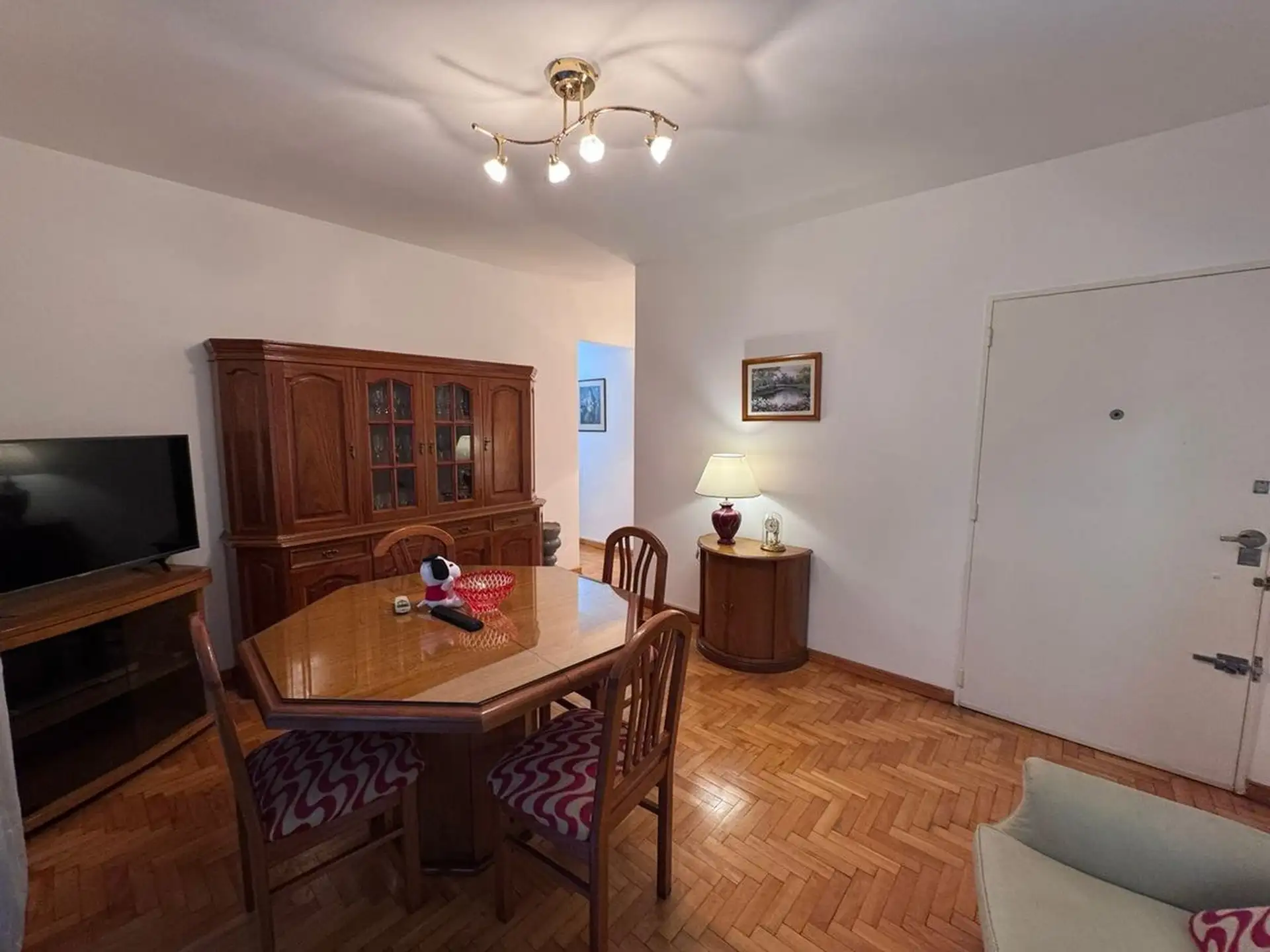 Departamento de 3 ambientes con balcón en San Cristóbal