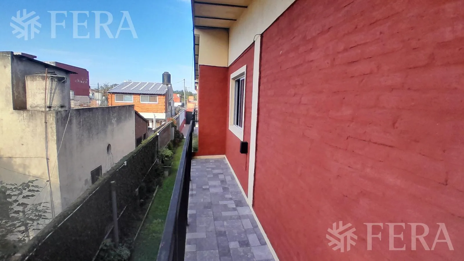 Ground-floor or upper unit with private entrance two-bedroom PH in Quilmes