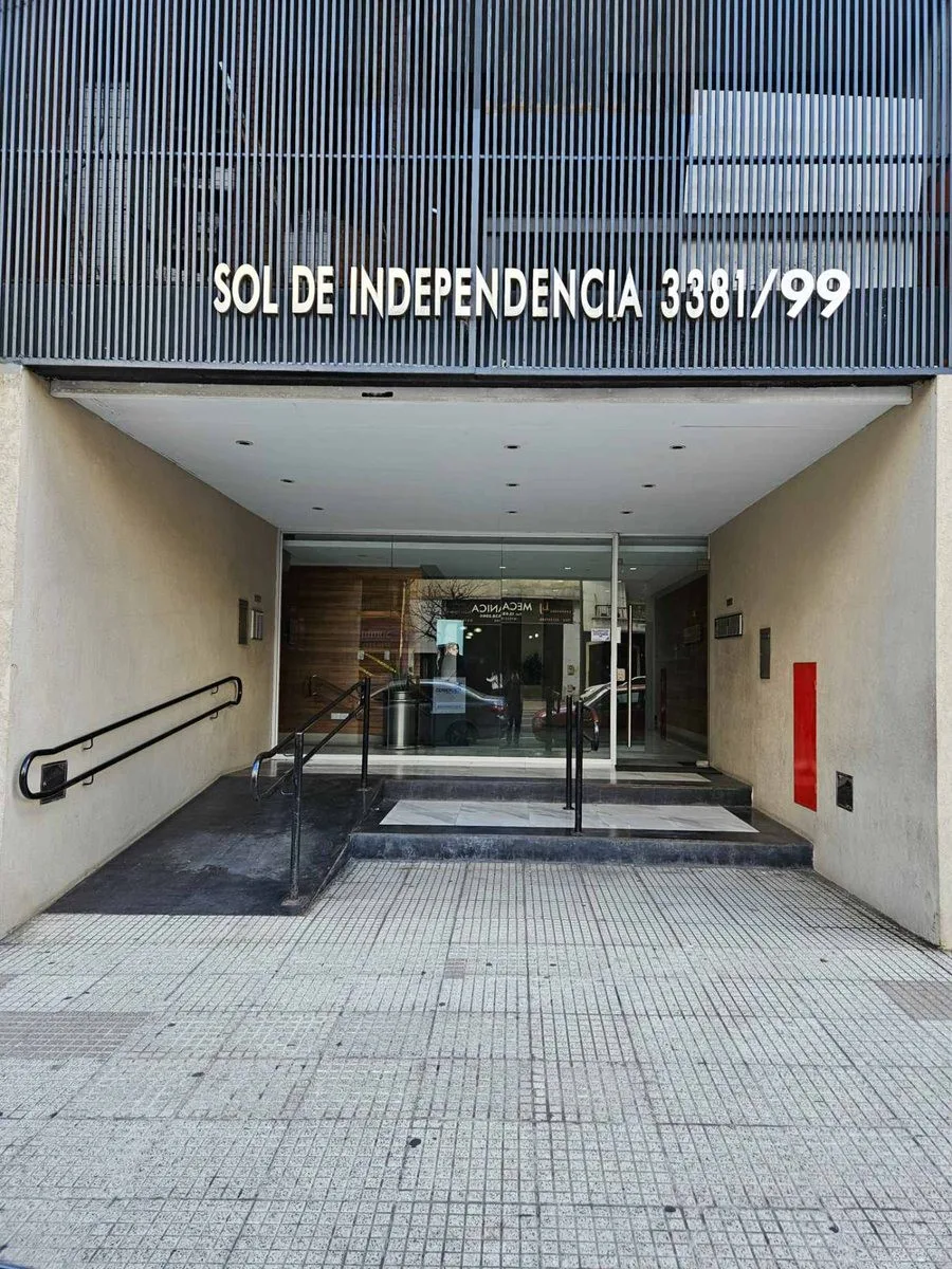 Monoambiente en alquiler con balcón en Almagro