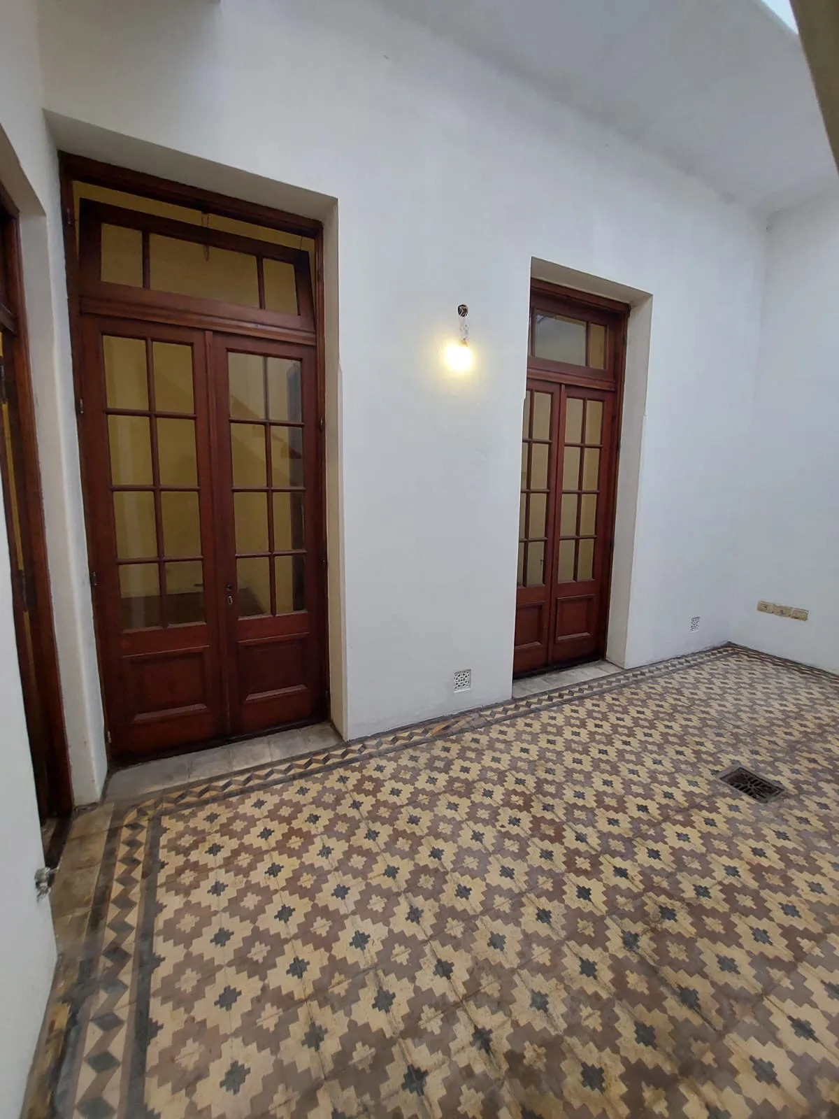 Двухкомнатная квартира с отдельным входом в Avellaneda Centro