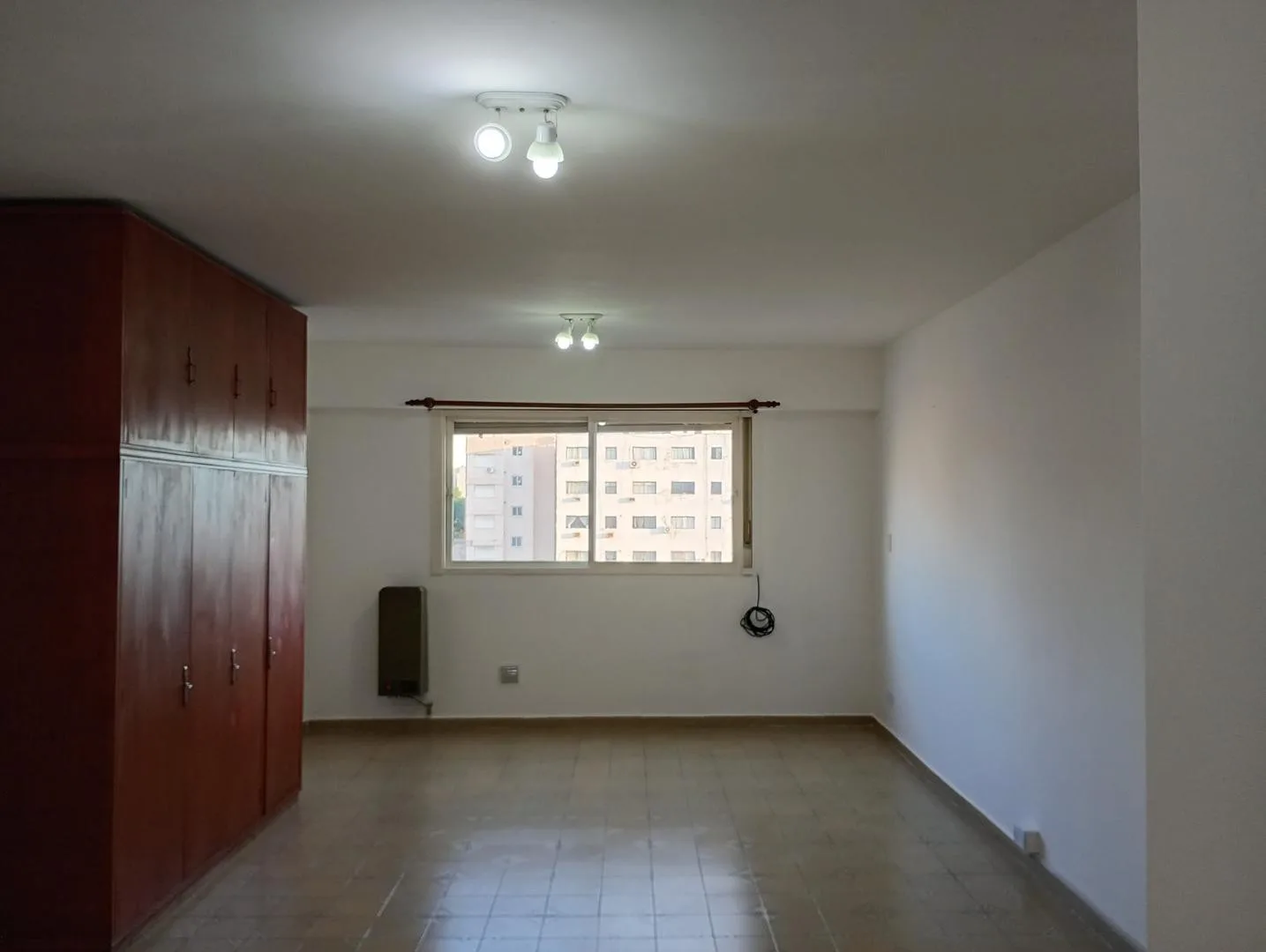 Kitnet de 1 ambiente para aluguel em Morón