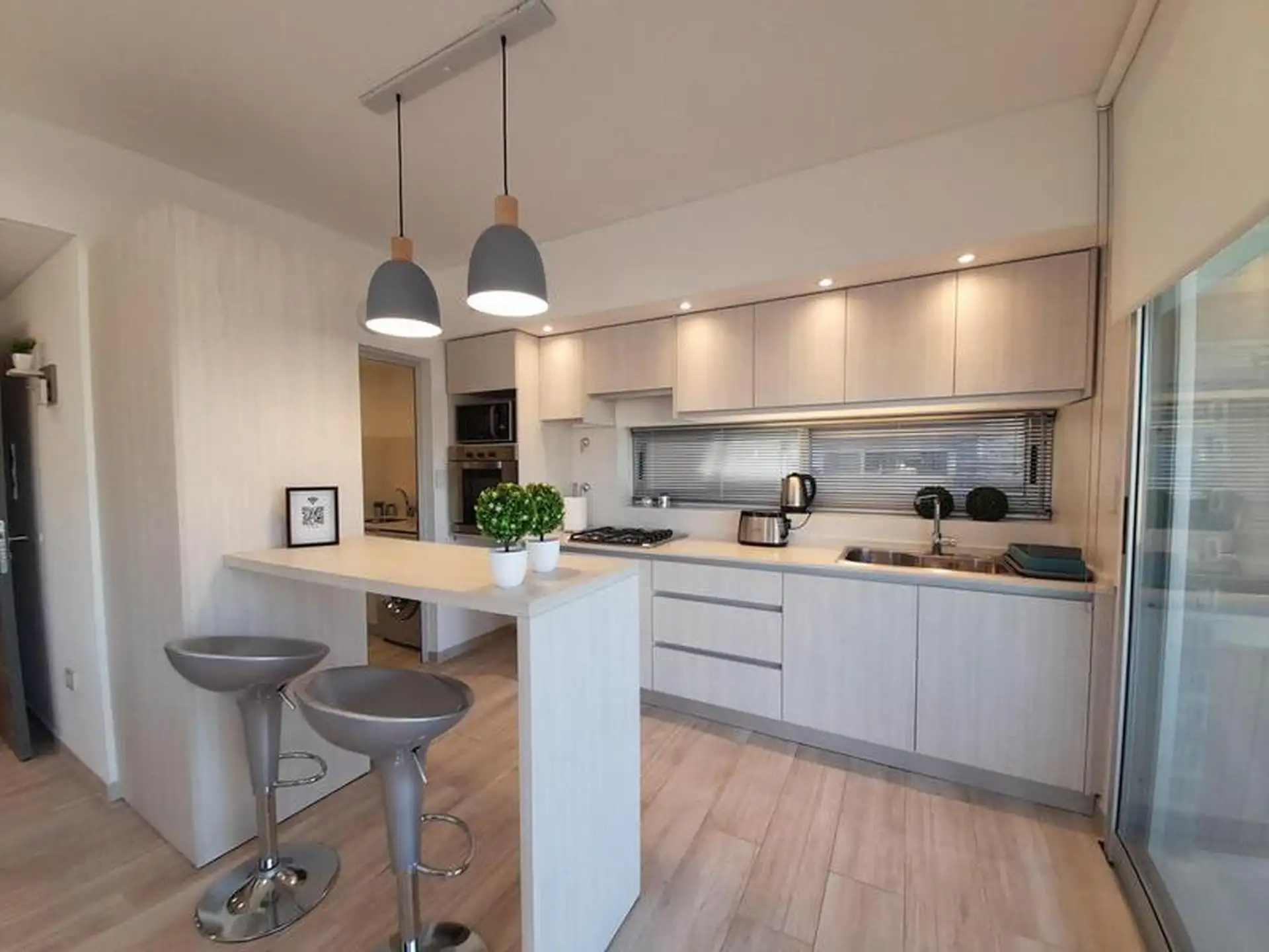 Apartamento de 1 quarto com mobiliário em aluguel temporário