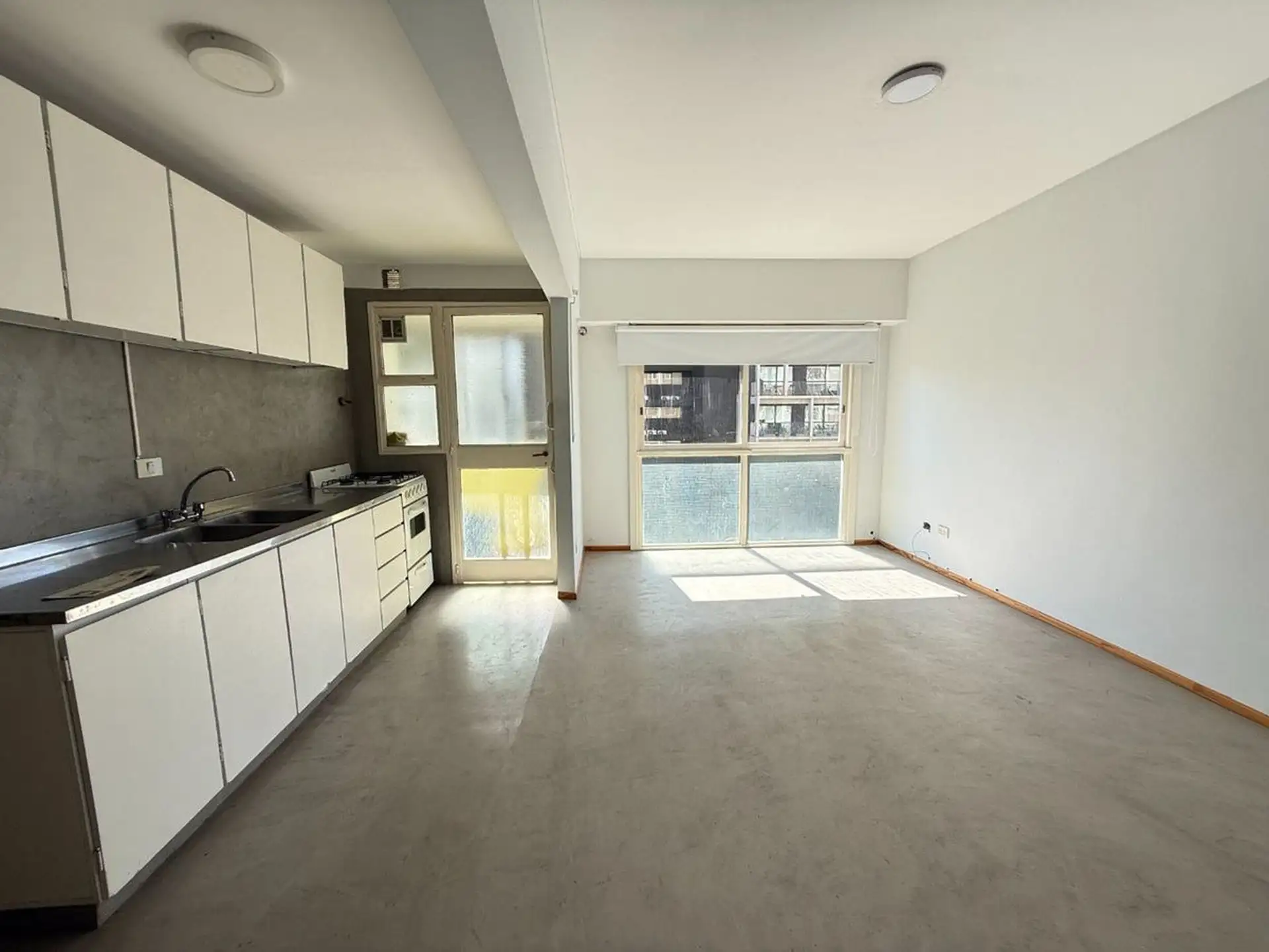 Two-room apartment on the 4th floor in Olivos