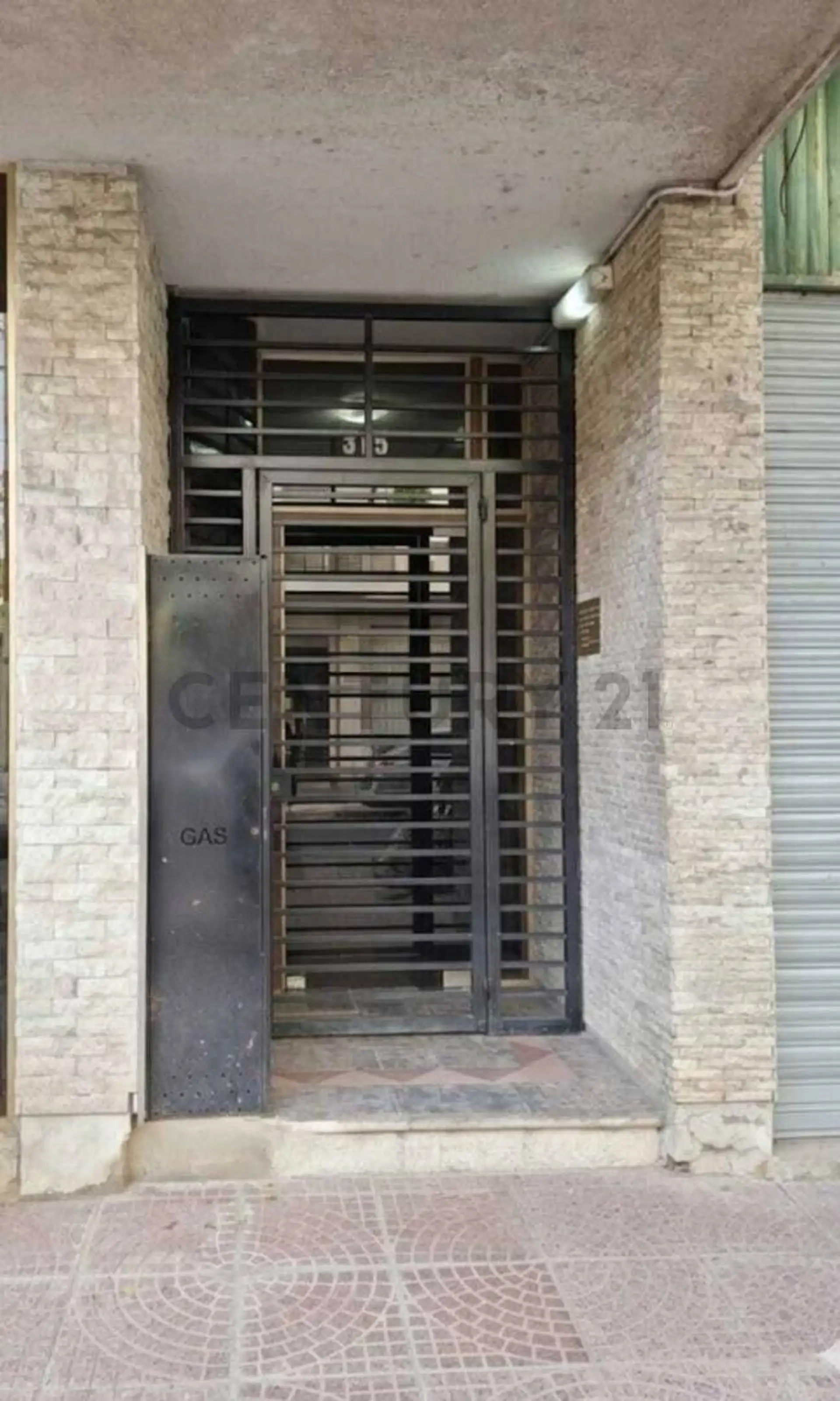 Apartamento mobiliado de 2 dormitórios em La Plata