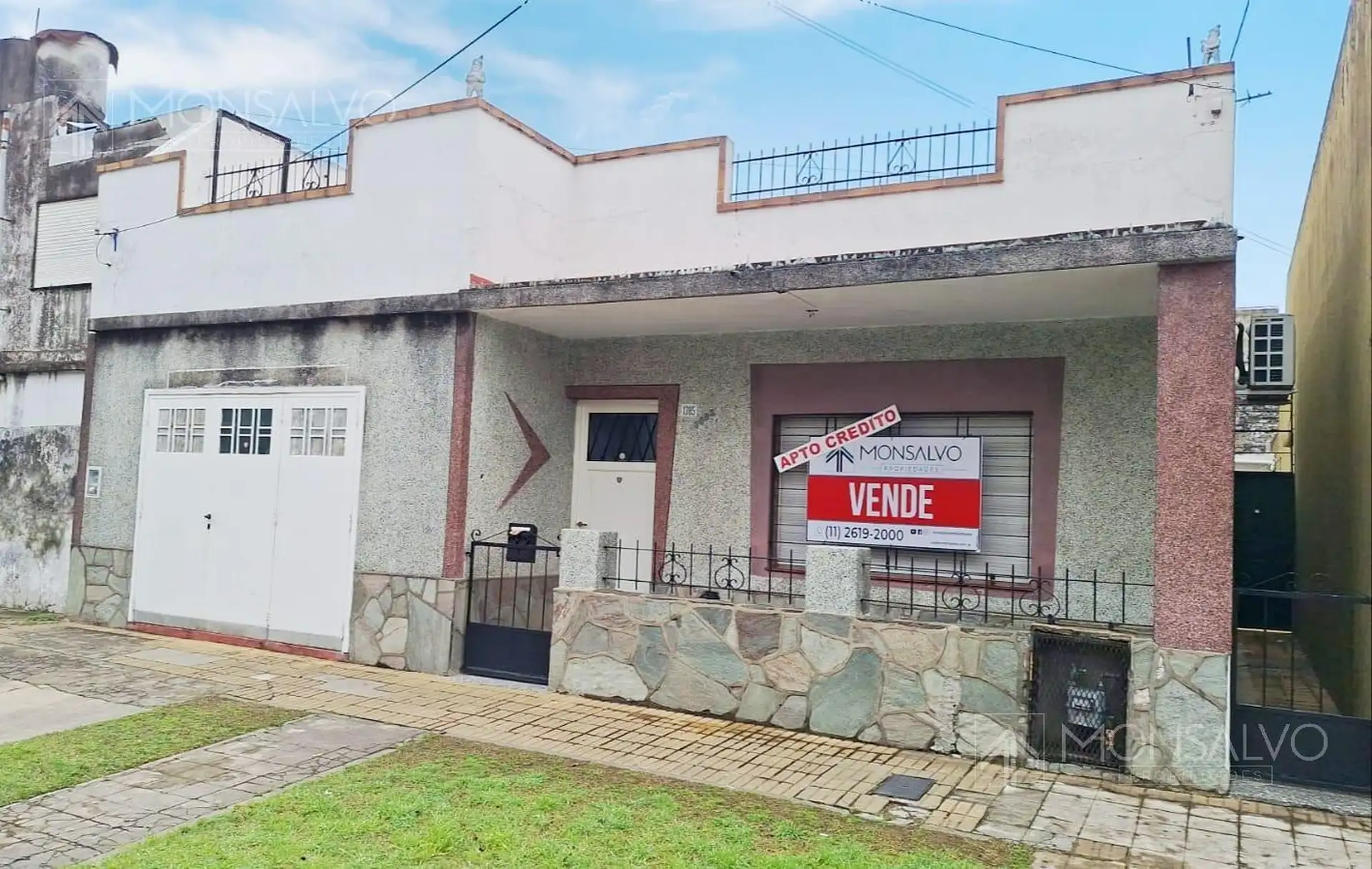 Casa en alquiler en José León Suárez