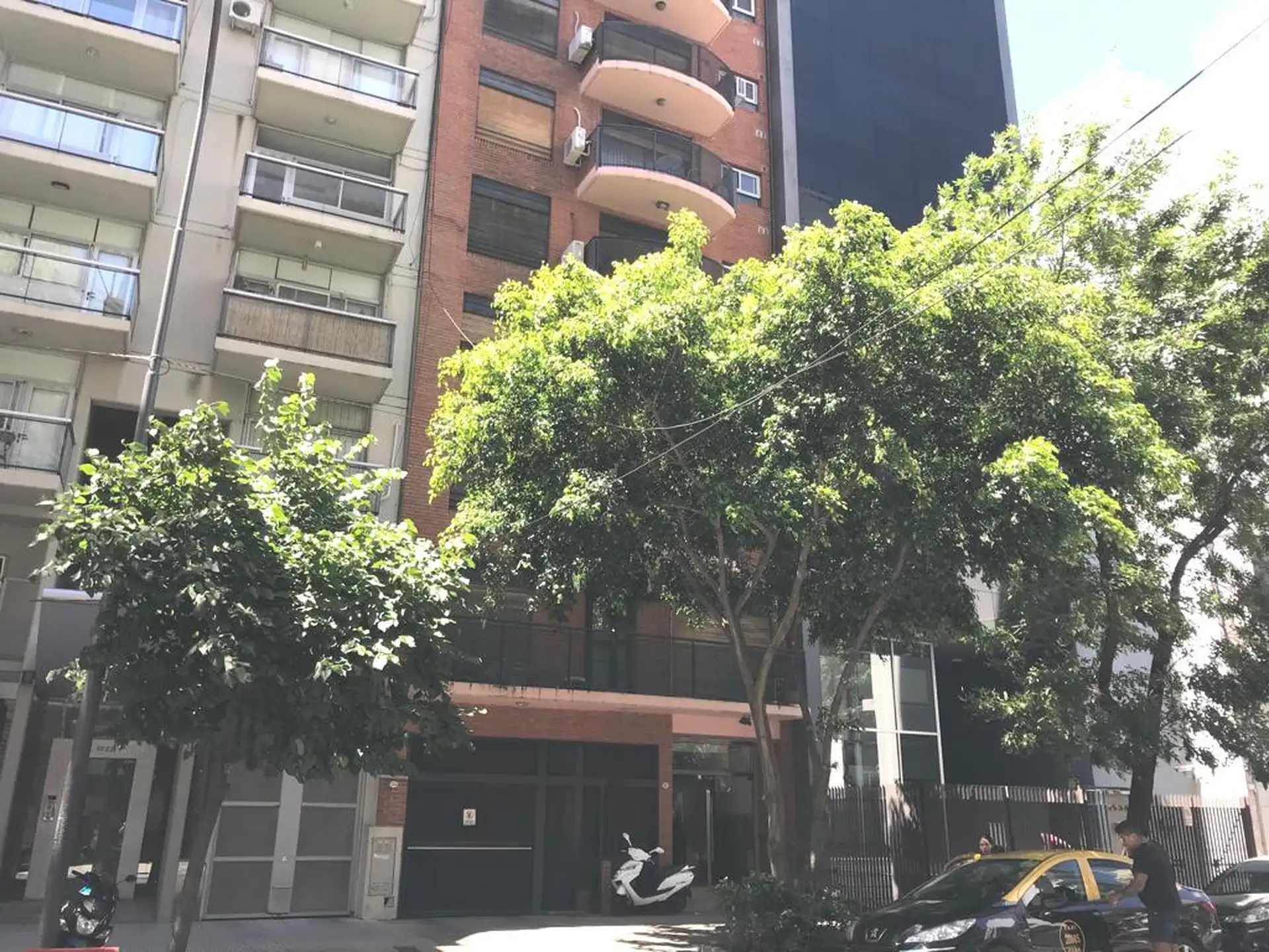 Unfurnished two-room apartment in Belgrano Chico