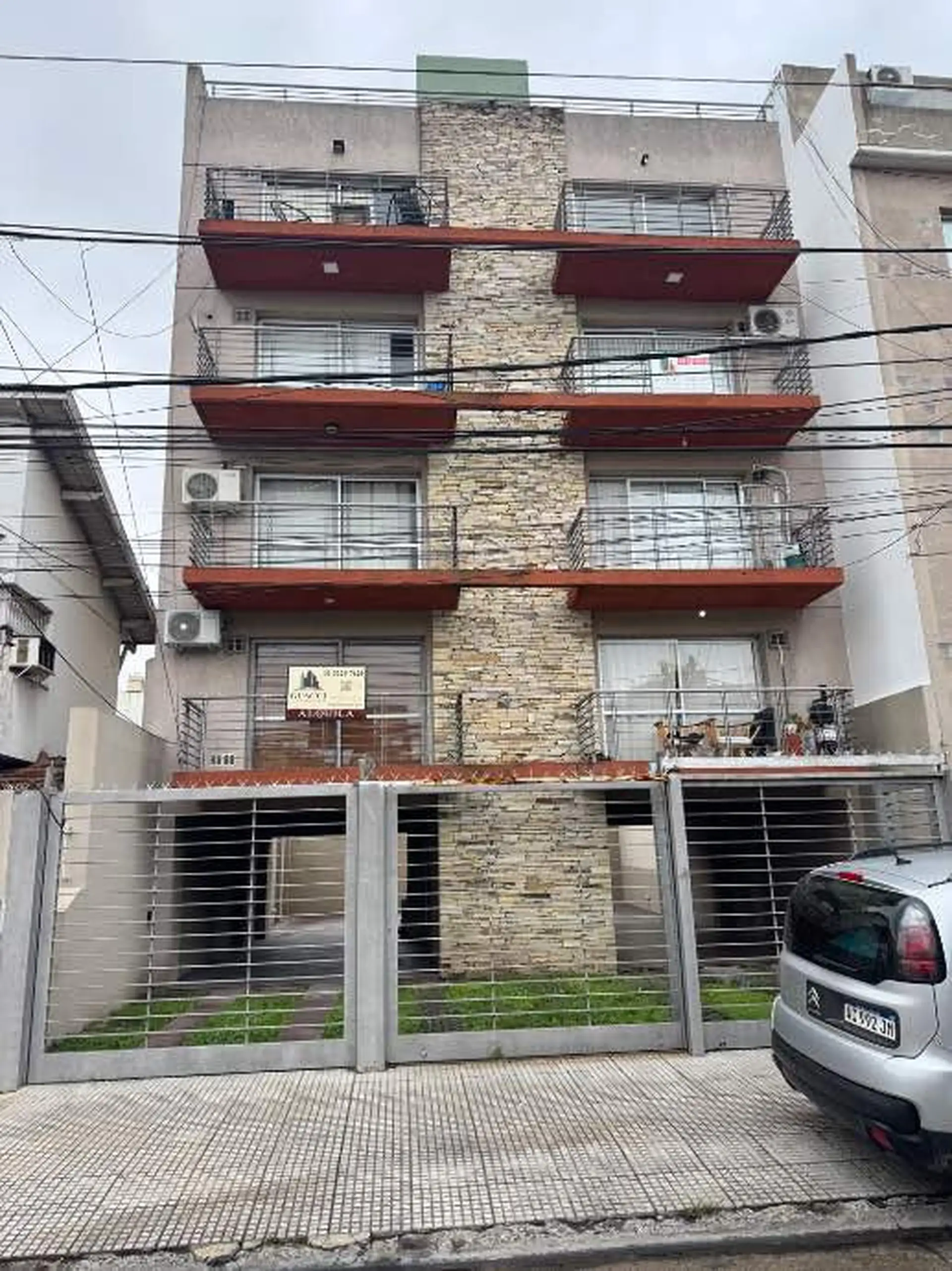 Departamento de 2 ambientes en Castelar Sur