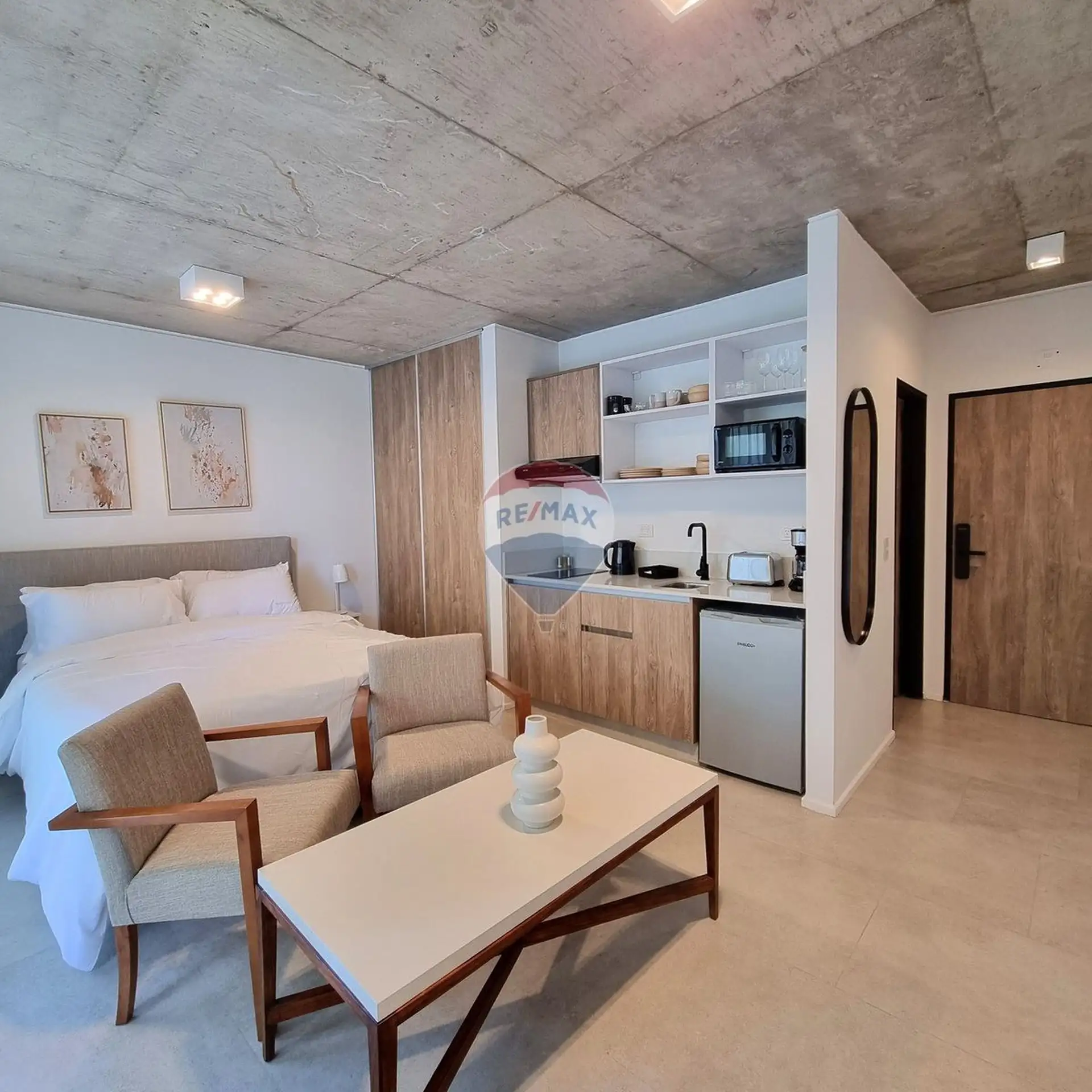 Apartamento mobiliado tipo kitnet em Palermo Hollywood