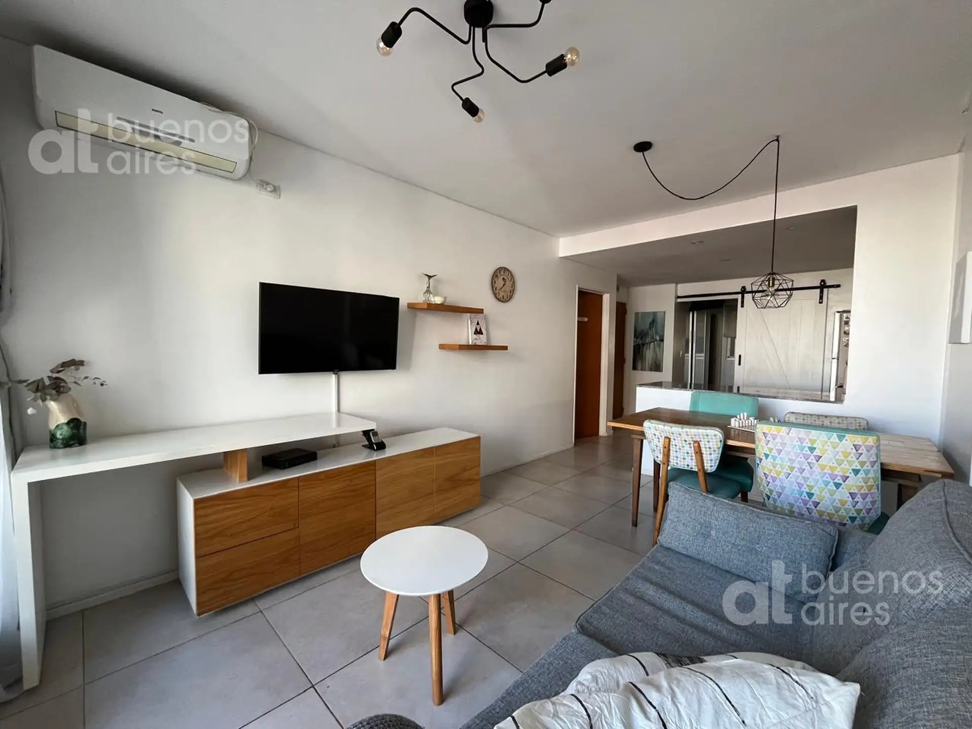 Furnished one-bedroom apartment in Flores with balcony