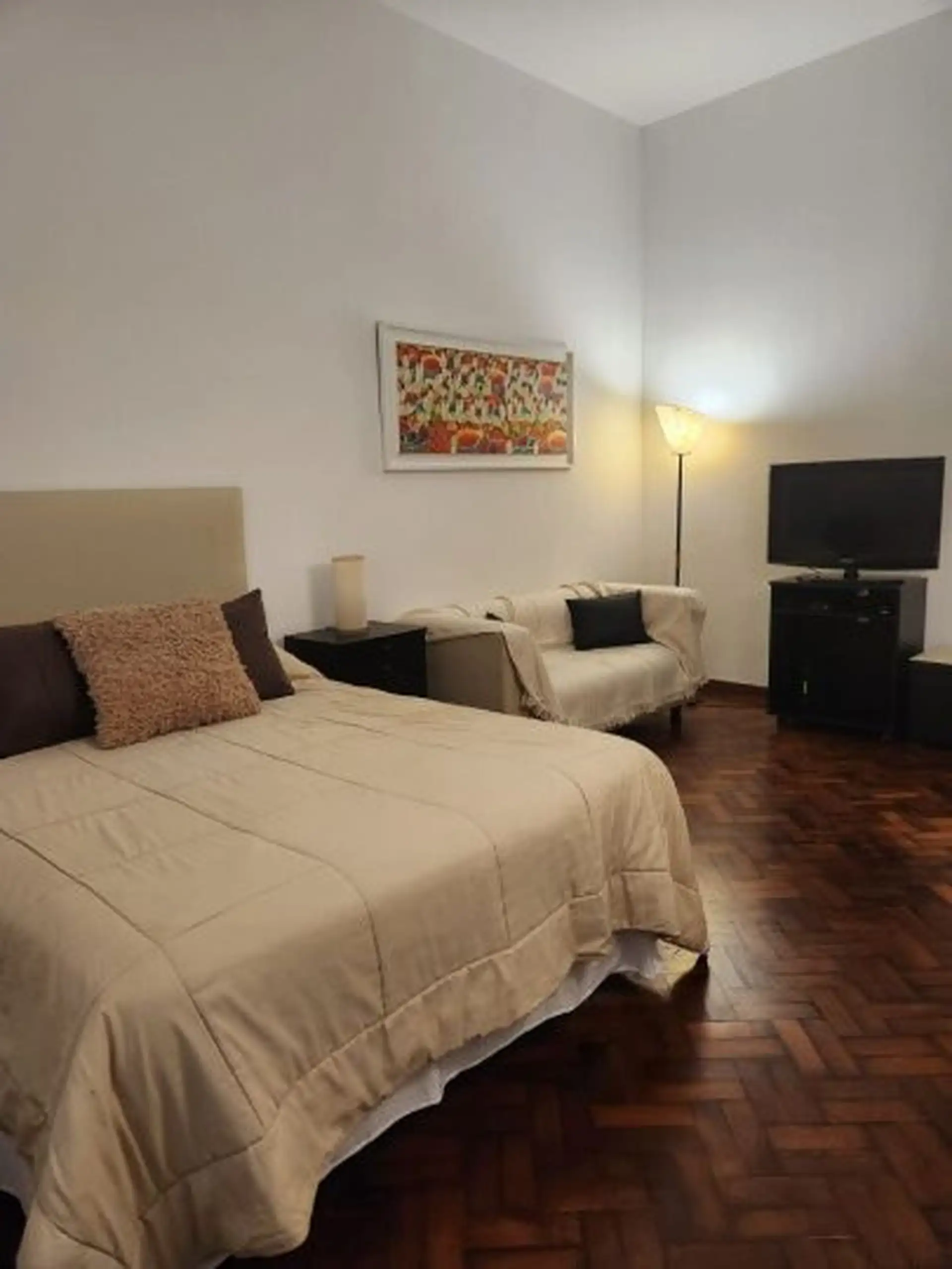 Kitnet mobiliada em Colegiales