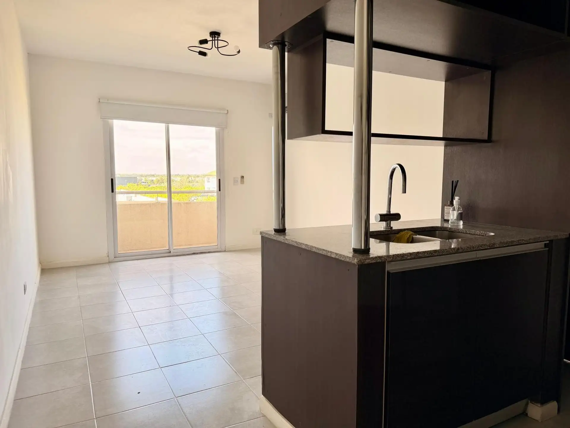 Departamento de 2 ambientes con balcón en Nordelta