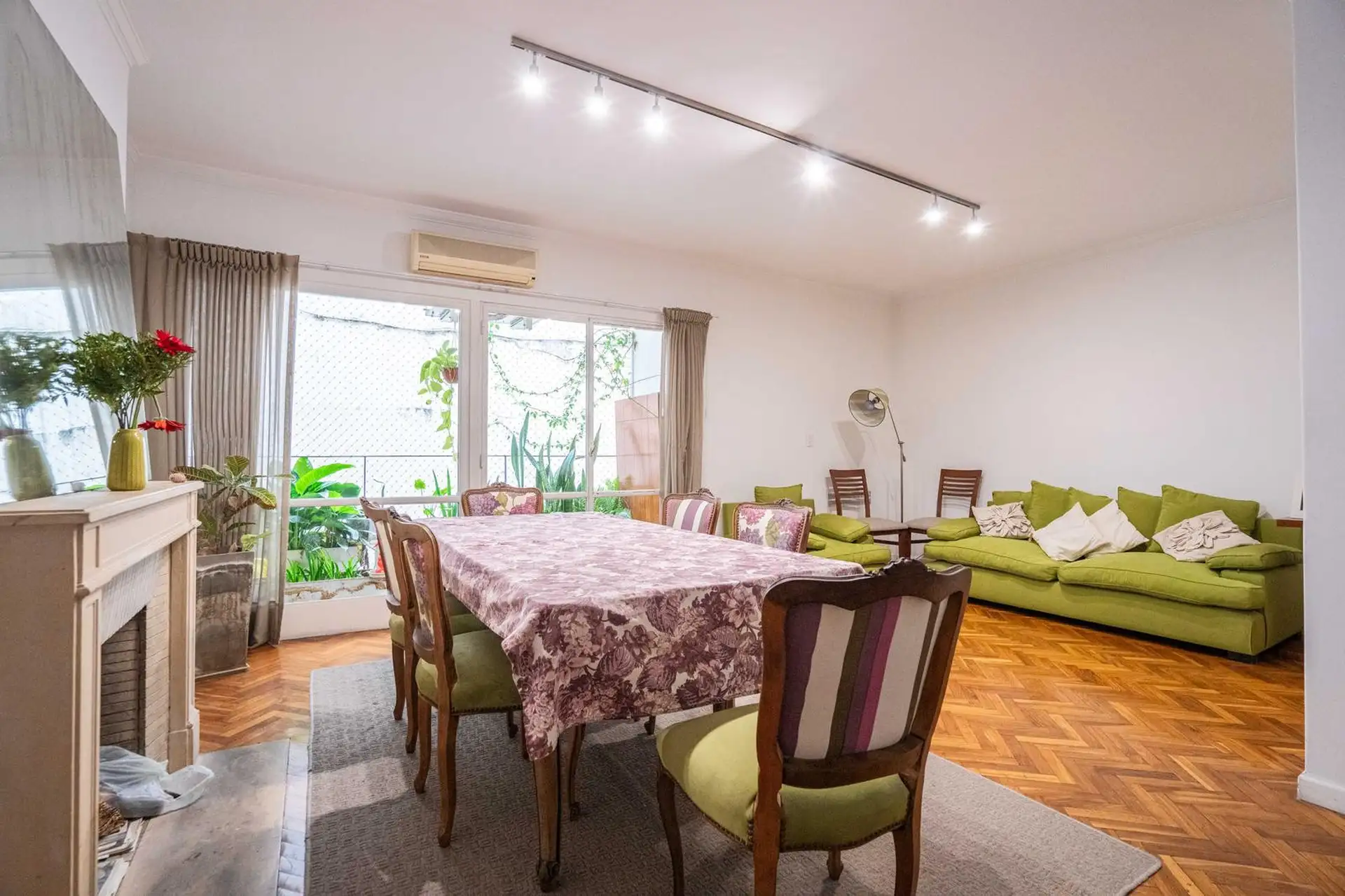 Three-bedroom apartment in Retiro