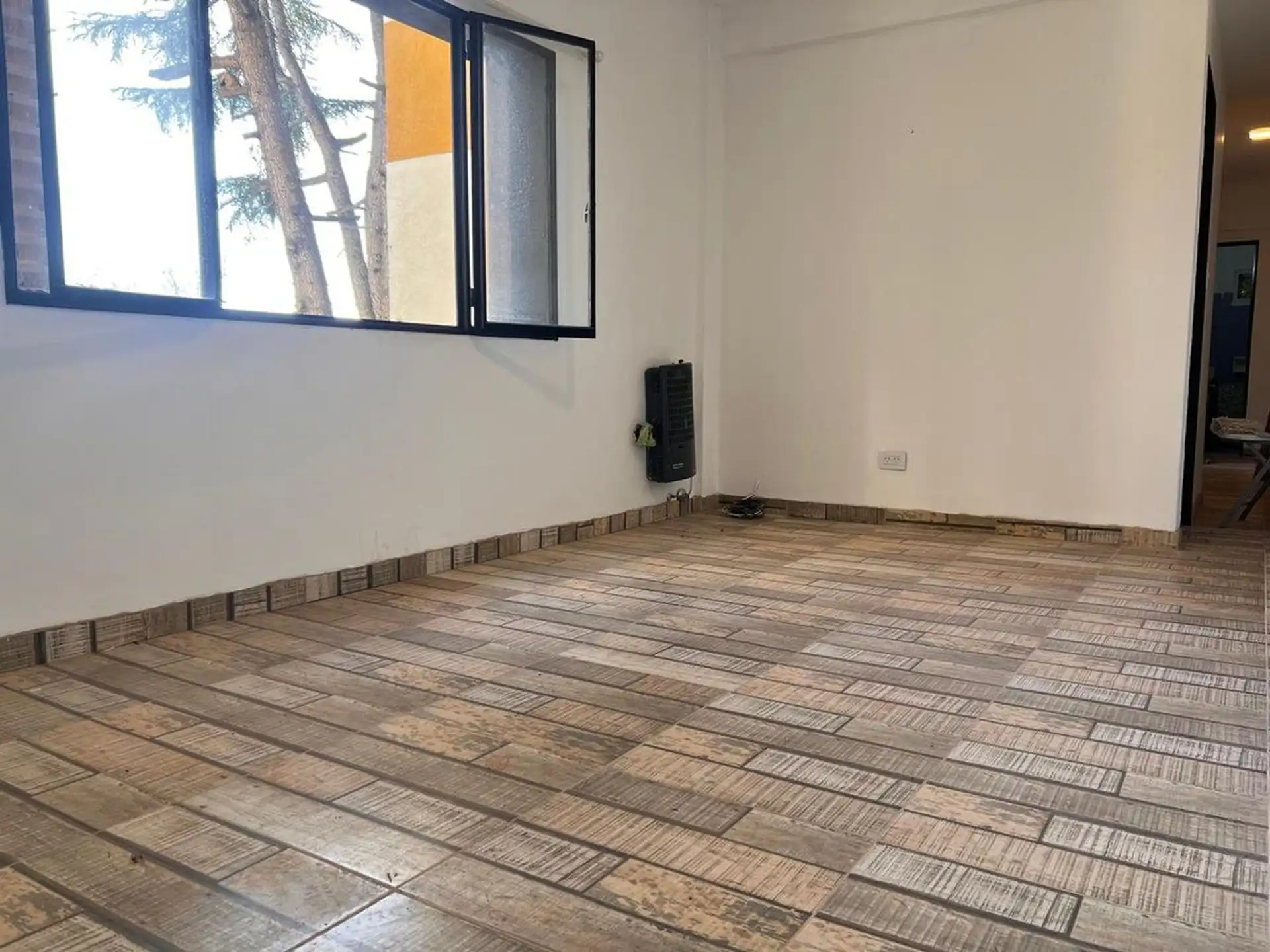 Departamento de 3 ambientes en alquiler en Villa Elisa