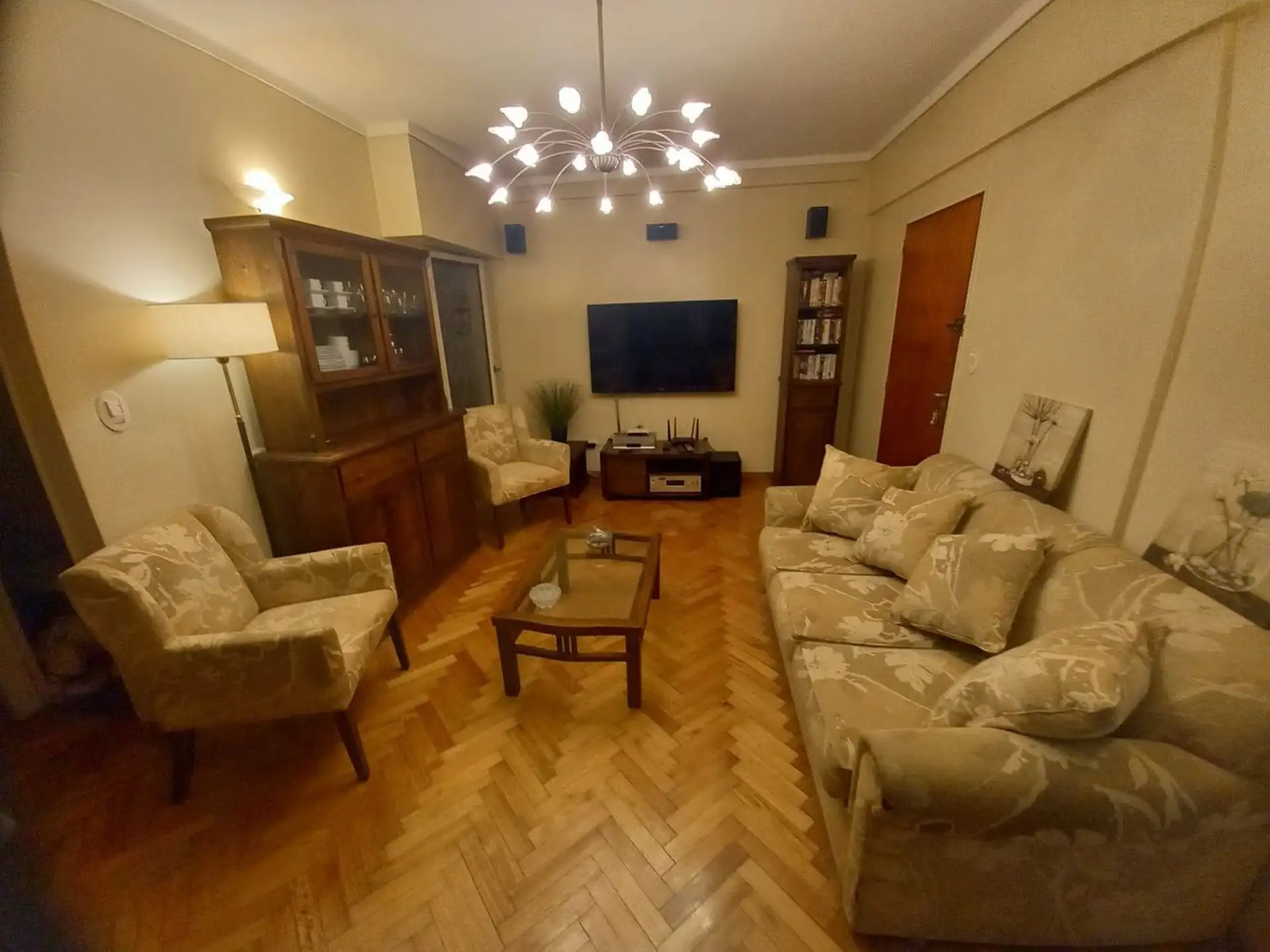 Apartamento de dois dormitórios em Recoleta