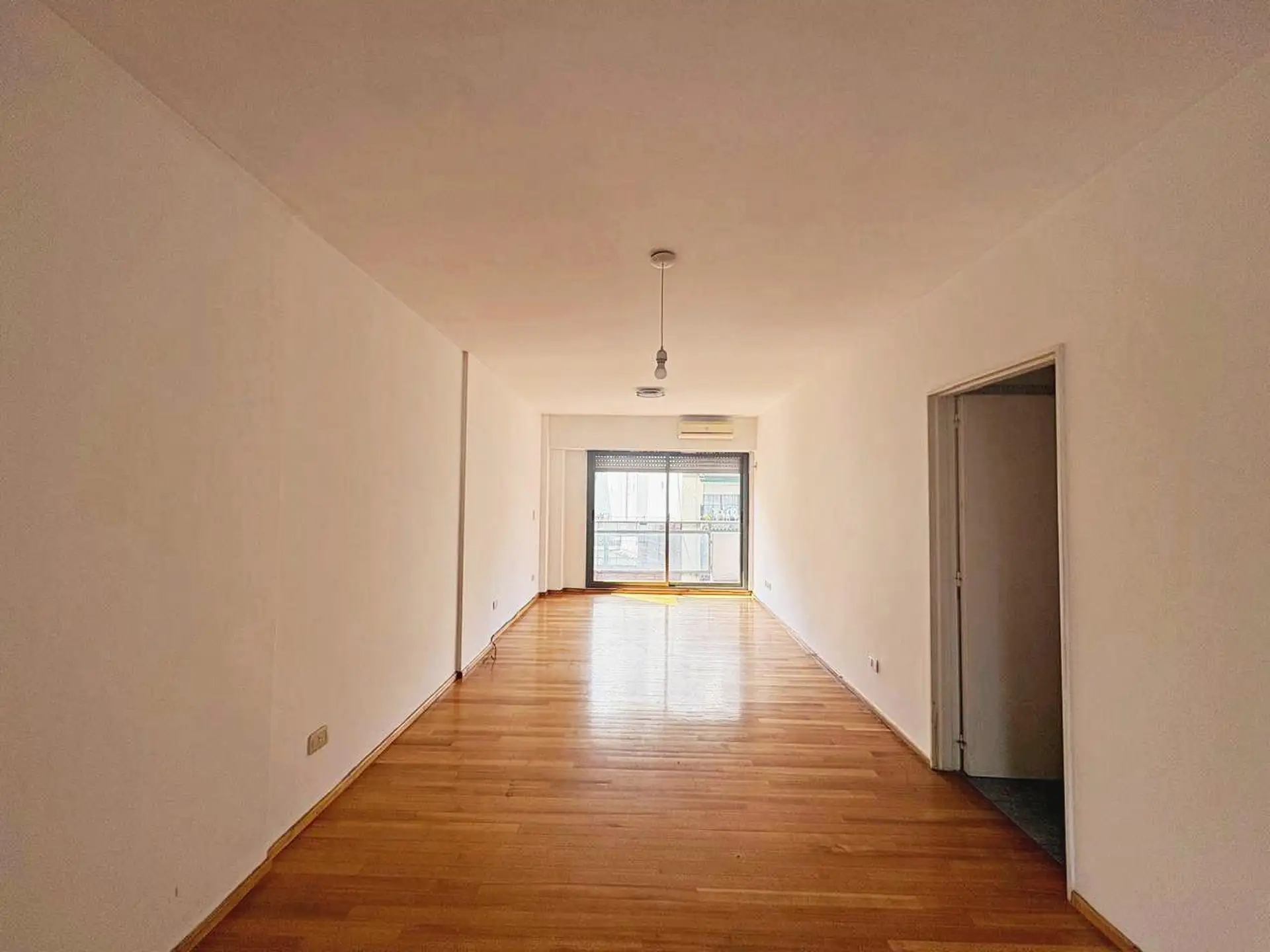 Квартира-студия с балконом в Palermo